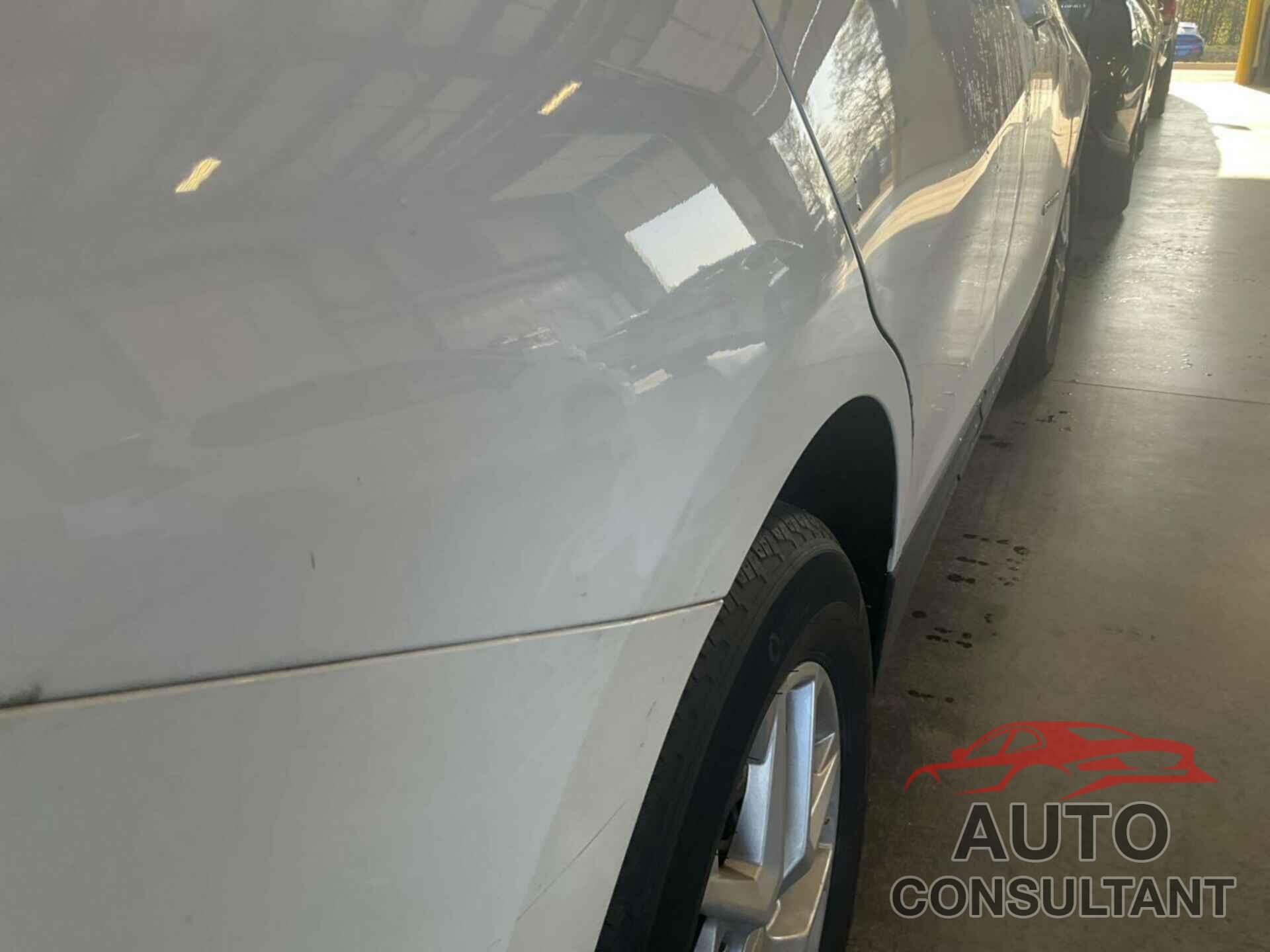 CHEVROLET EQUINOX 2023 - 3GNAXJEG4PL117404