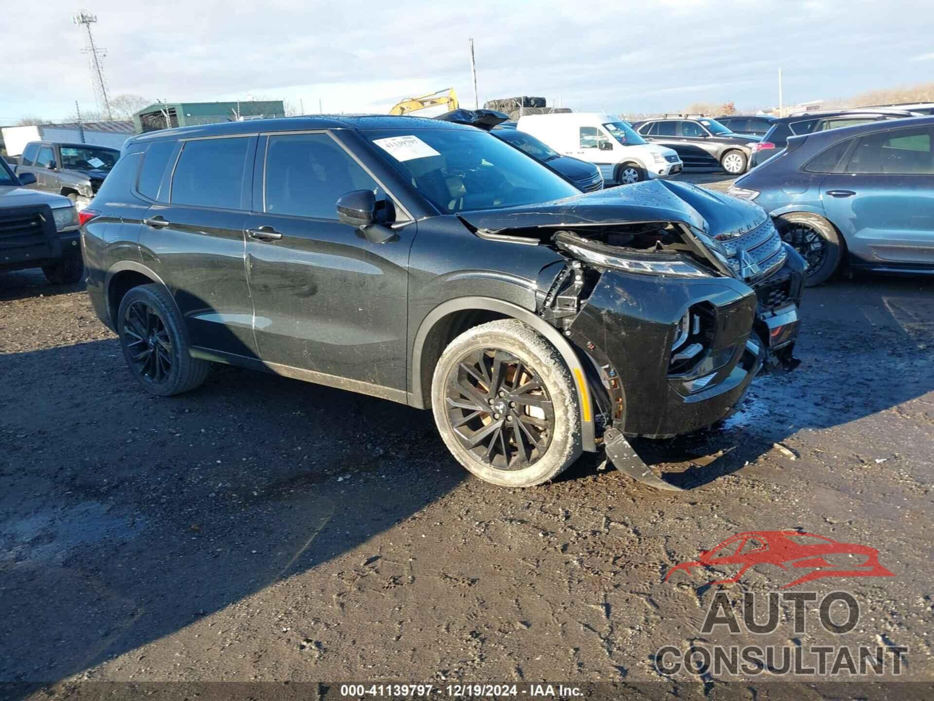 MITSUBISHI OUTLANDER 2023 - JA4J4UA86PZ017373