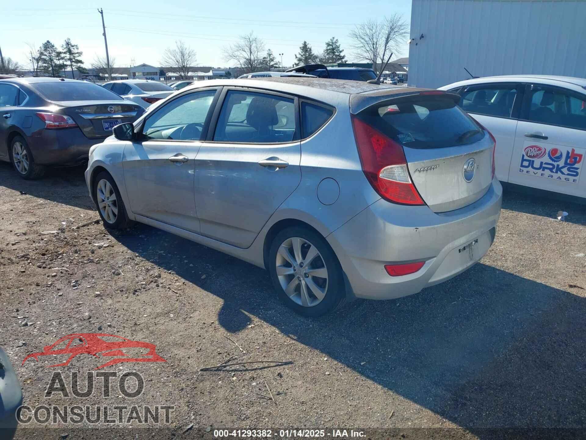 HYUNDAI ACCENT 2013 - KMHCU5AE2DU116559