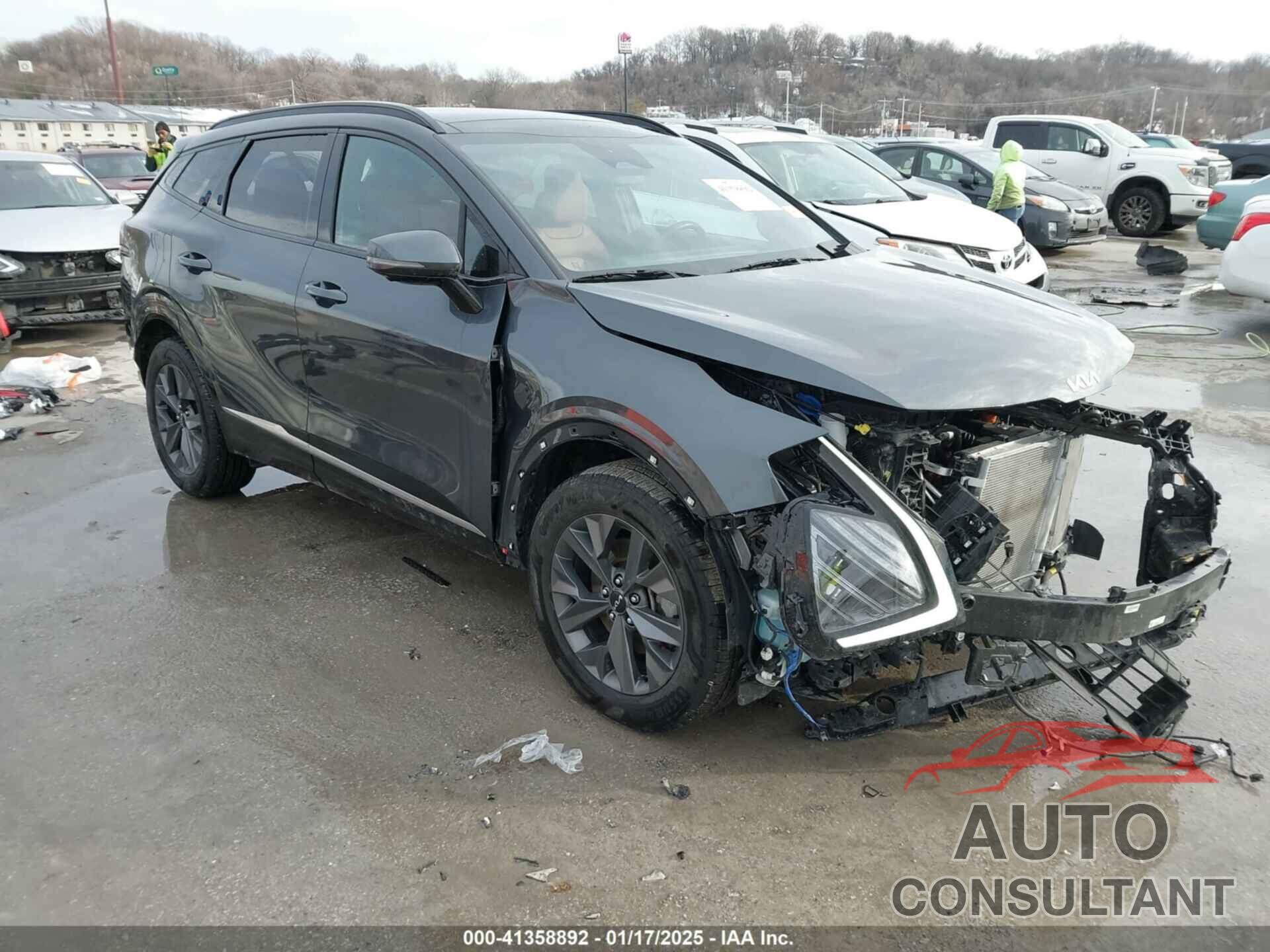 KIA SPORTAGE HYBRID 2023 - KNDPXCAG0P7064676