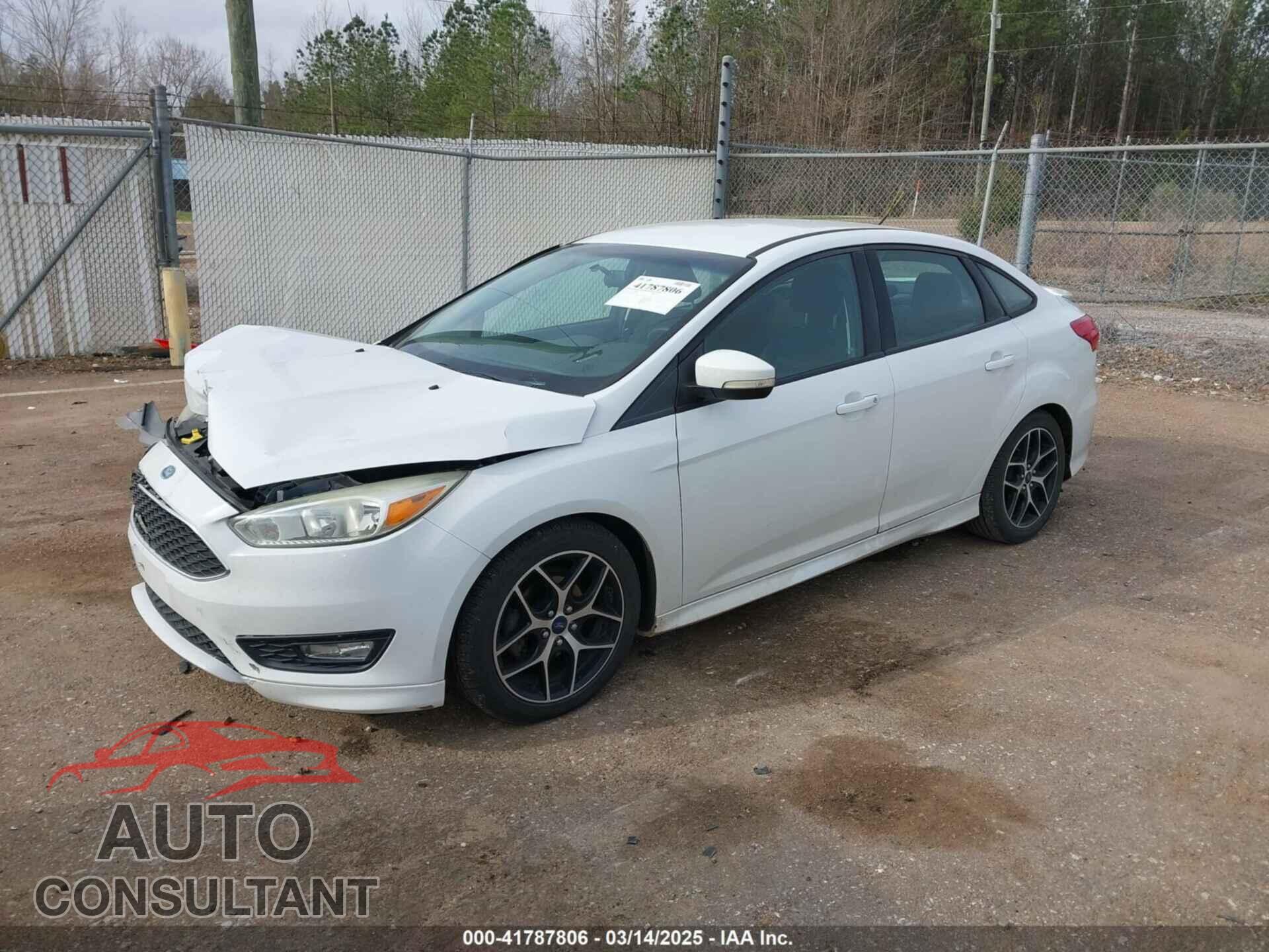 FORD FOCUS 2015 - 1FADP3F26FL247916