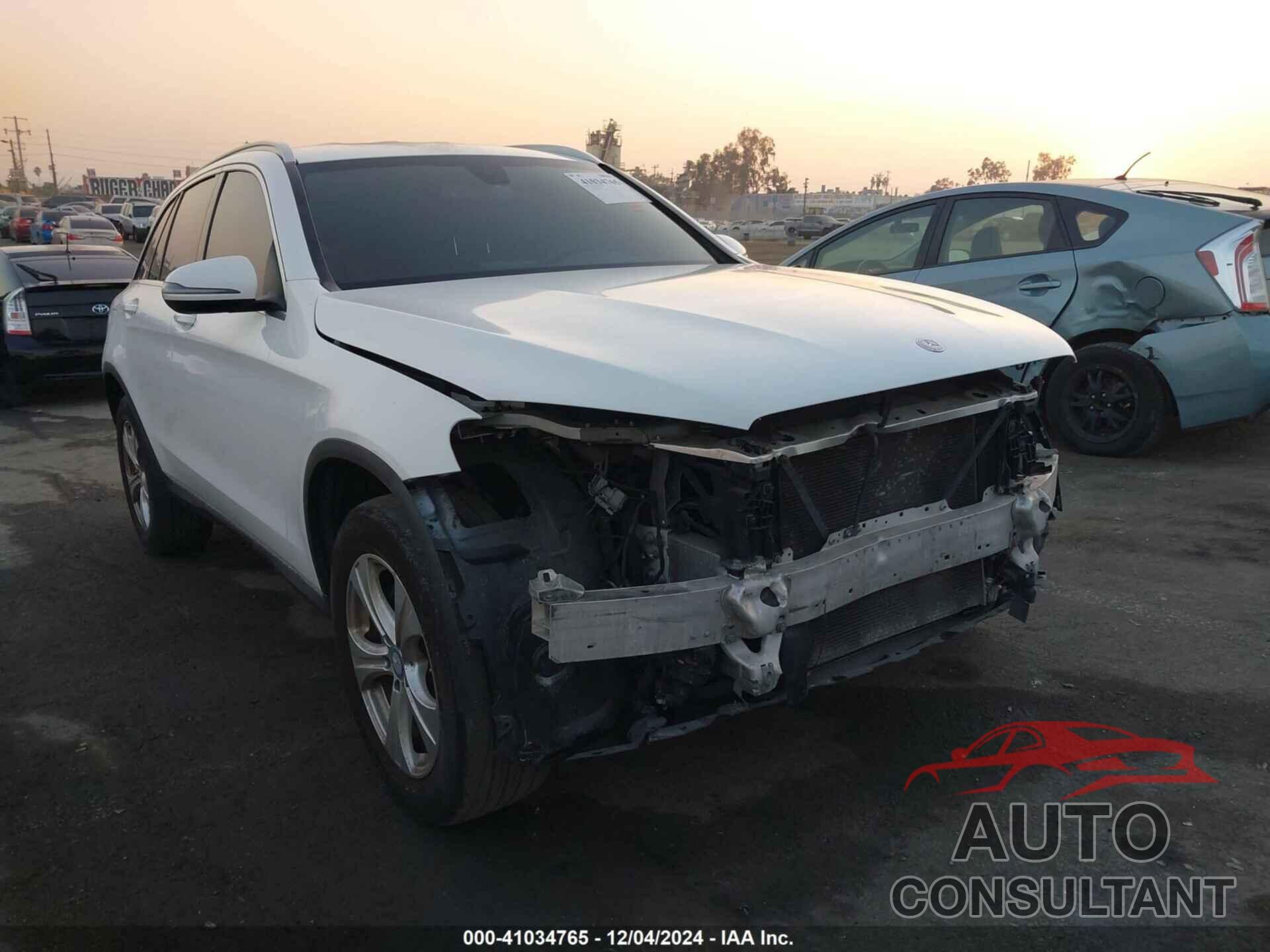 MERCEDES-BENZ GLC 300 2017 - WDC0G4JB0HF136599