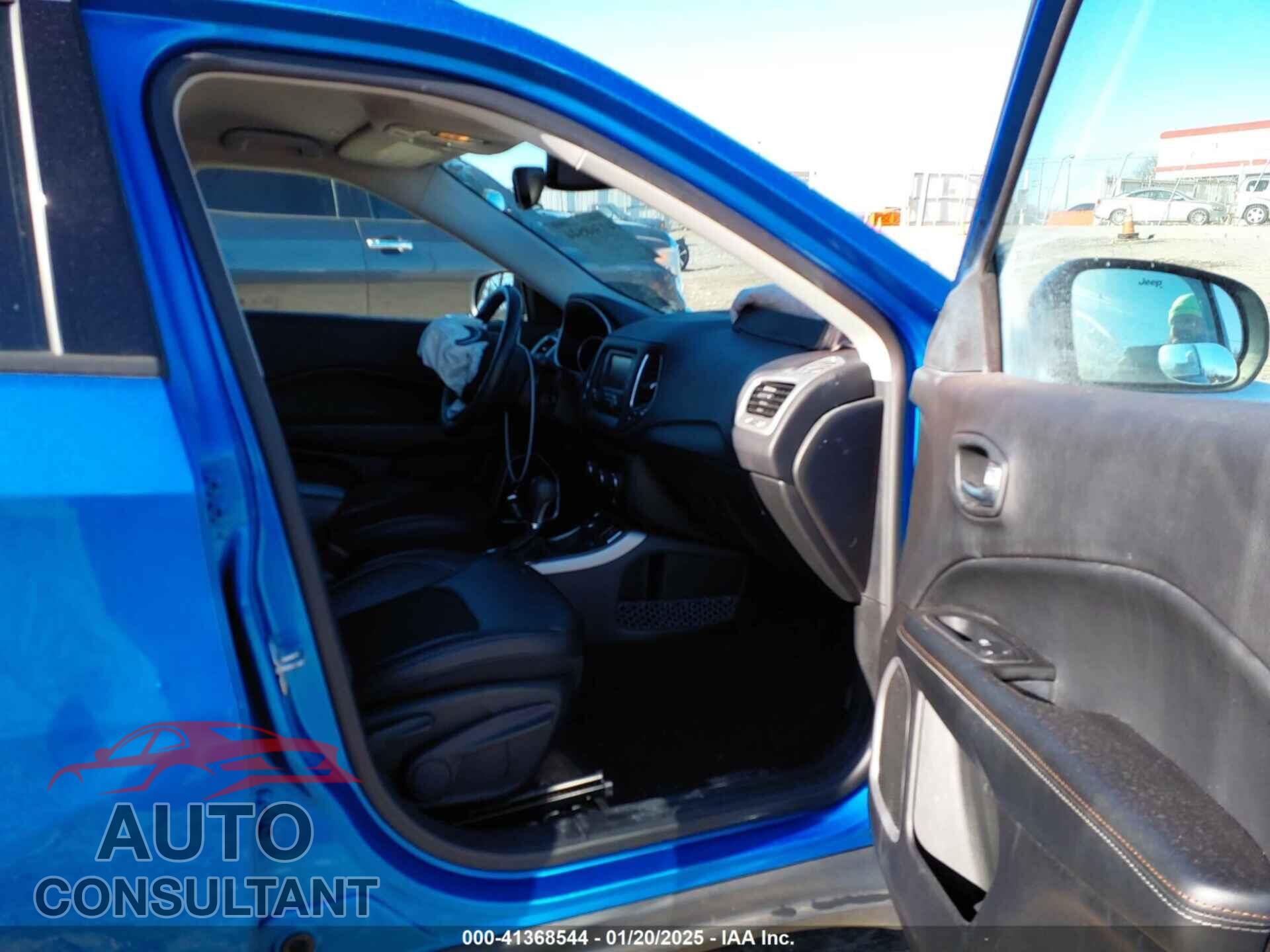 JEEP NEW COMPASS 2017 - 3C4NJDBBXHT680206