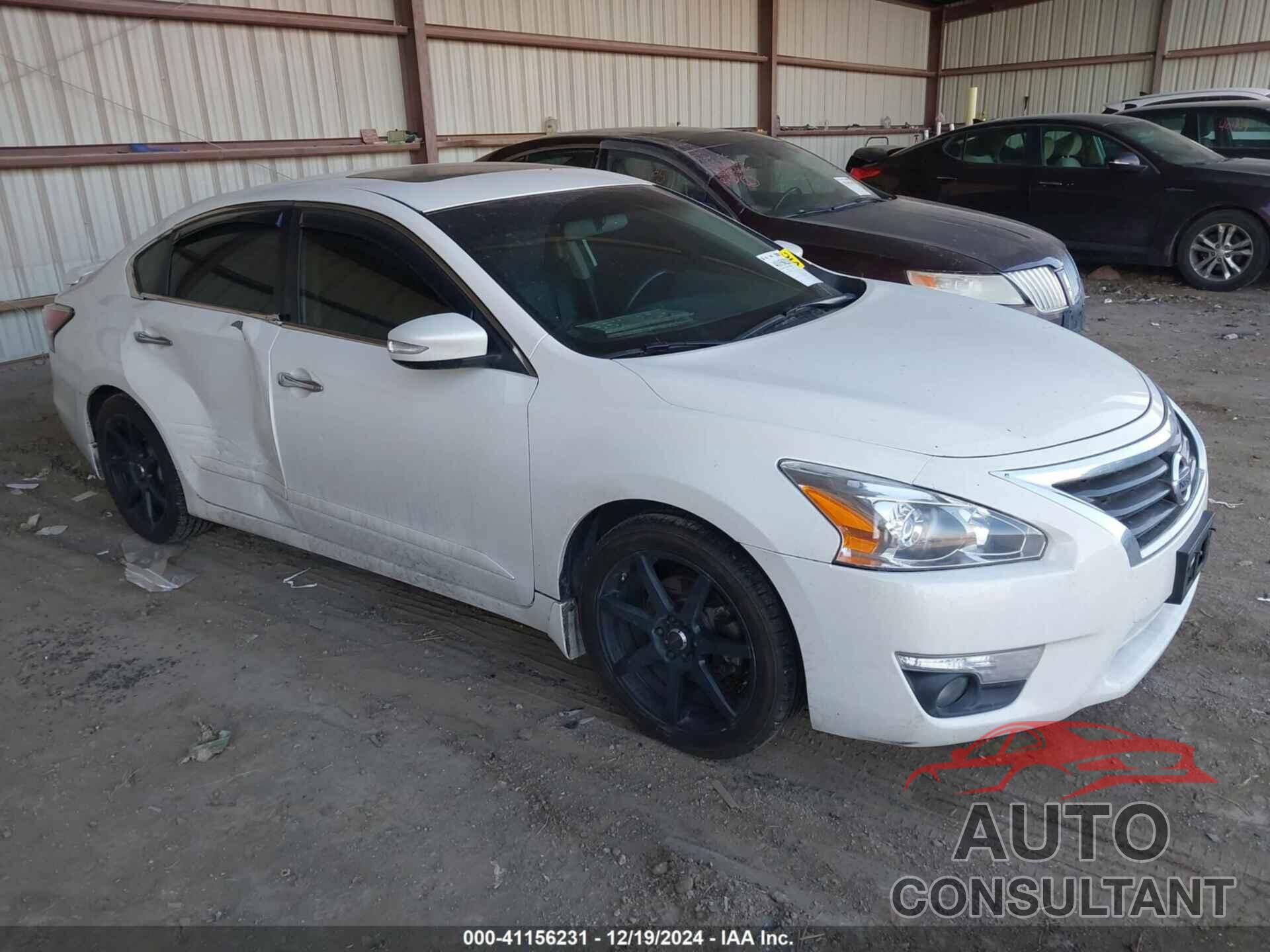 NISSAN ALTIMA 2015 - 1N4AL3AP9FN867133