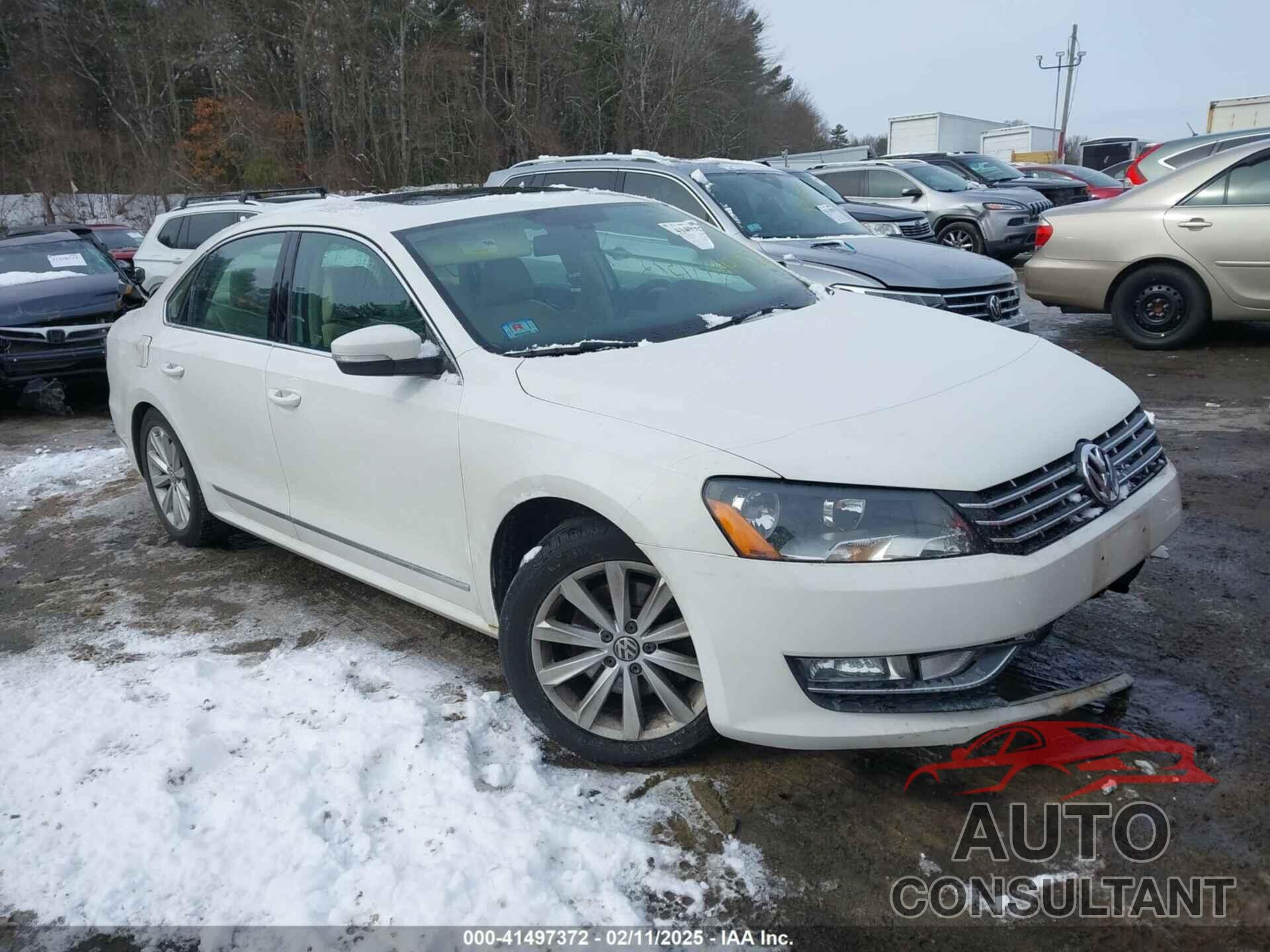 VOLKSWAGEN PASSAT 2013 - 1VWCP7A36DC118212