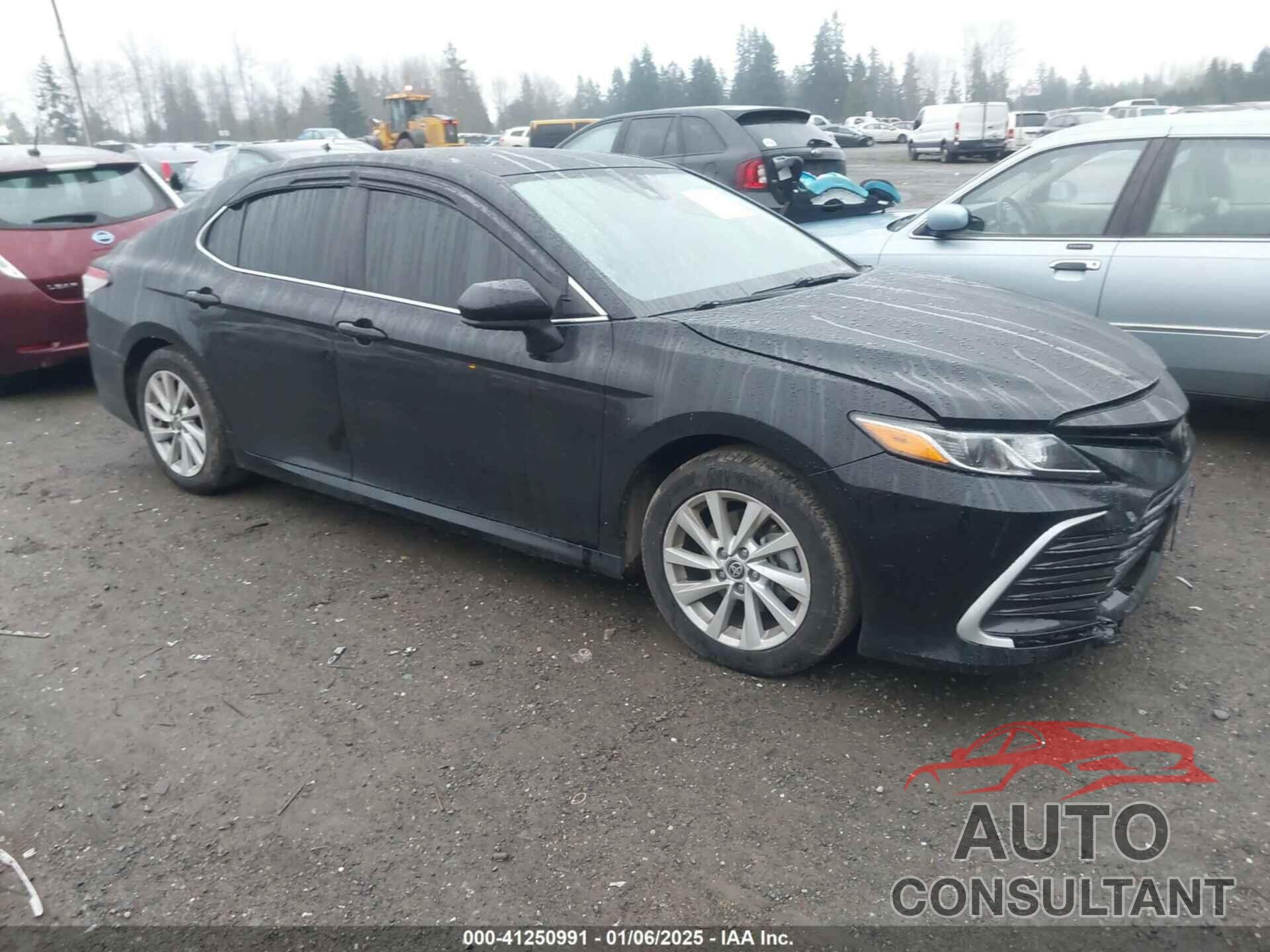 TOYOTA CAMRY 2021 - 4T1C11AKXMU468134