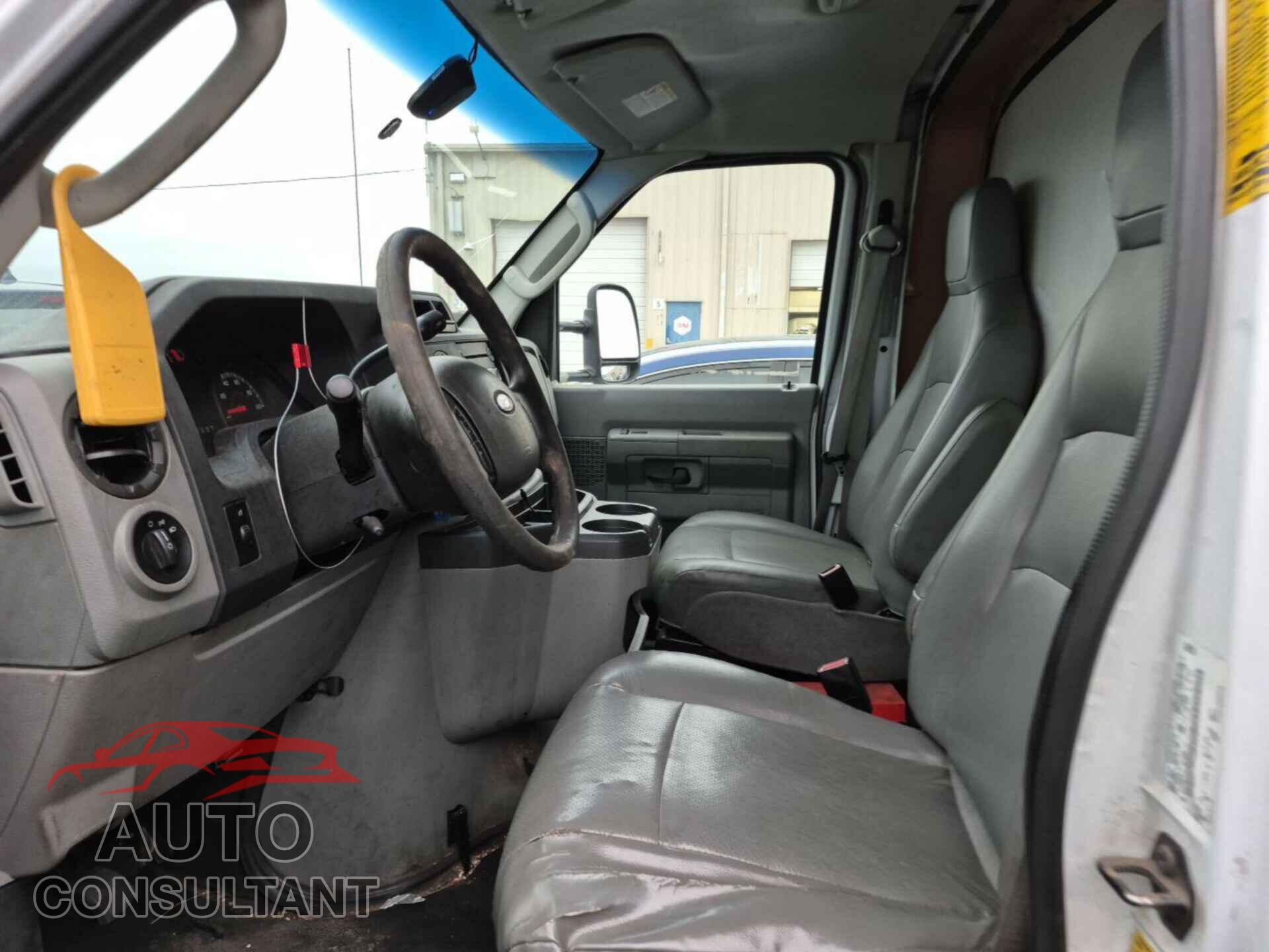 FORD E-450 CUTAWAY 2011 - 1FDXE4FL7BDB35752
