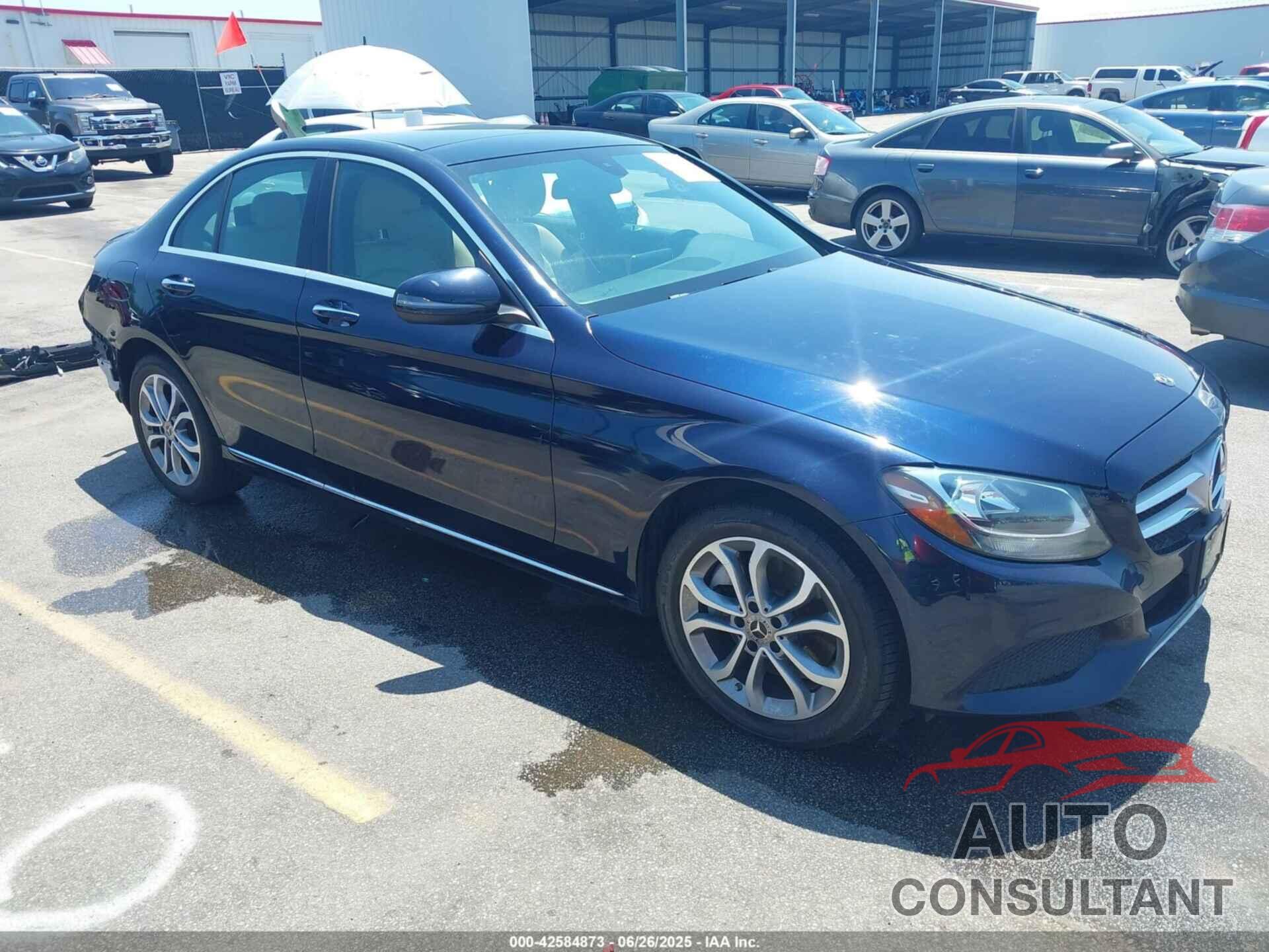 MERCEDES-BENZ C 300 2018 - 55SWF4KB8JU257729