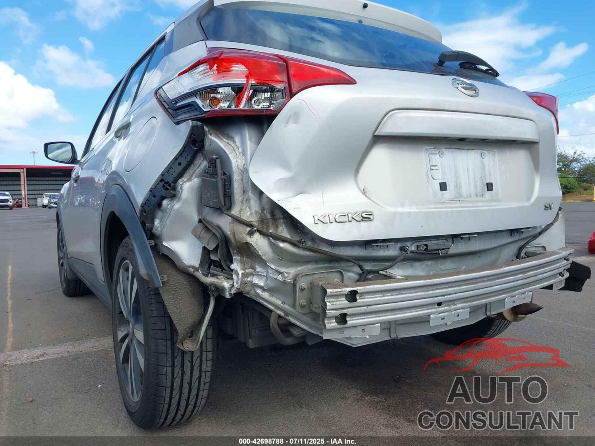 NISSAN KICKS 2019 - 3N1CP5CU0KL557441