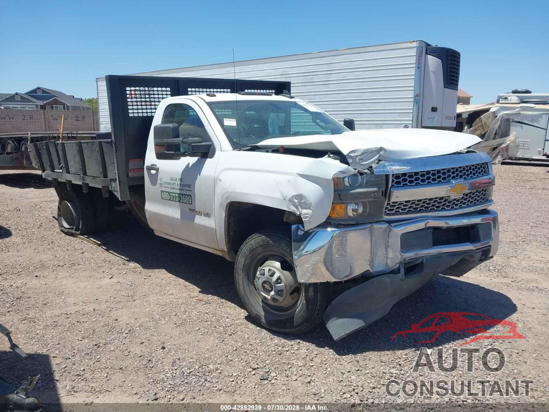 CHEVROLET SILVERADO 3500HD CHASSIS 2019 - 1GB3CVCG1KF121716