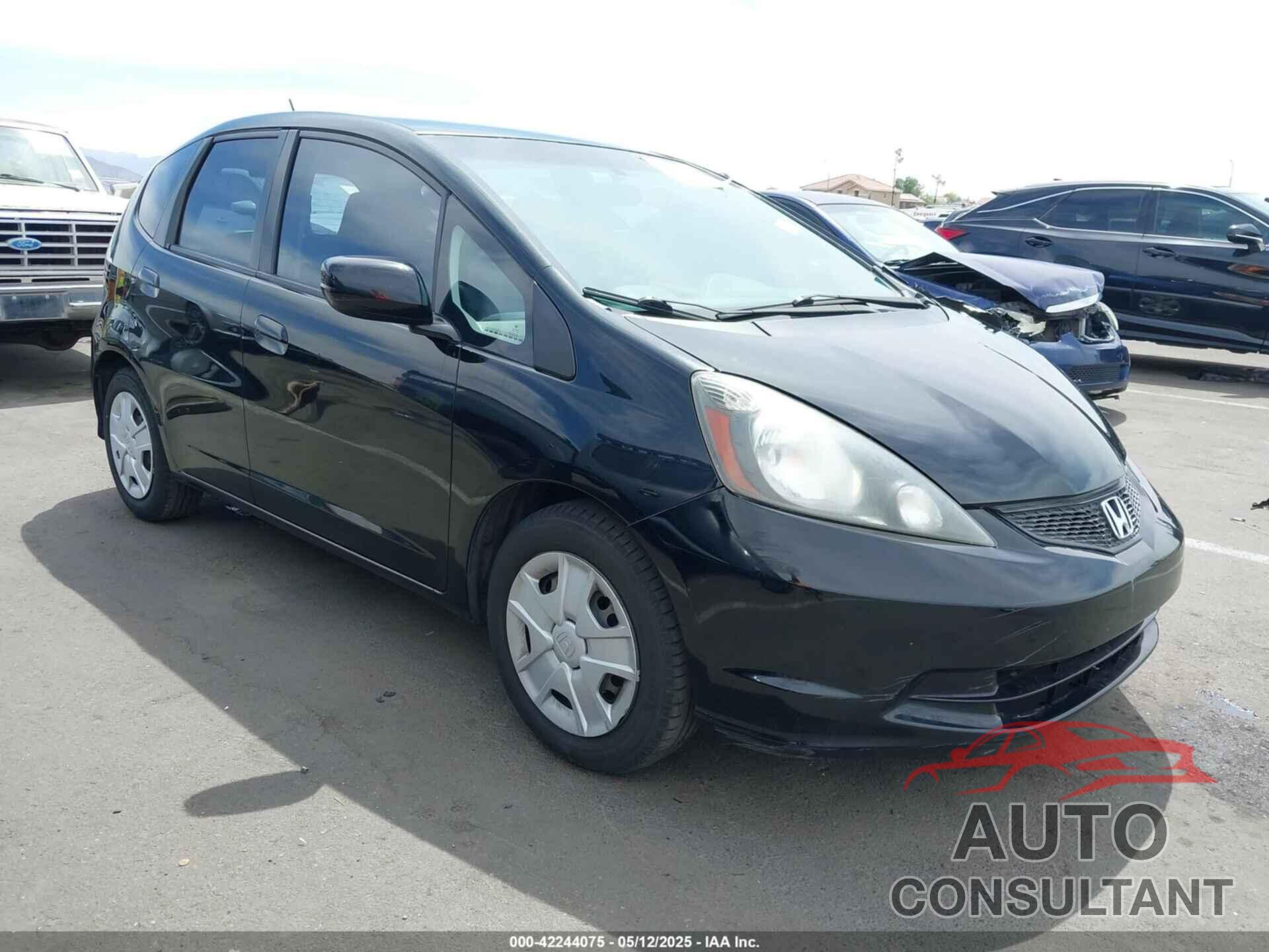 HONDA FIT 2013 - JHMGE8G39DC064636