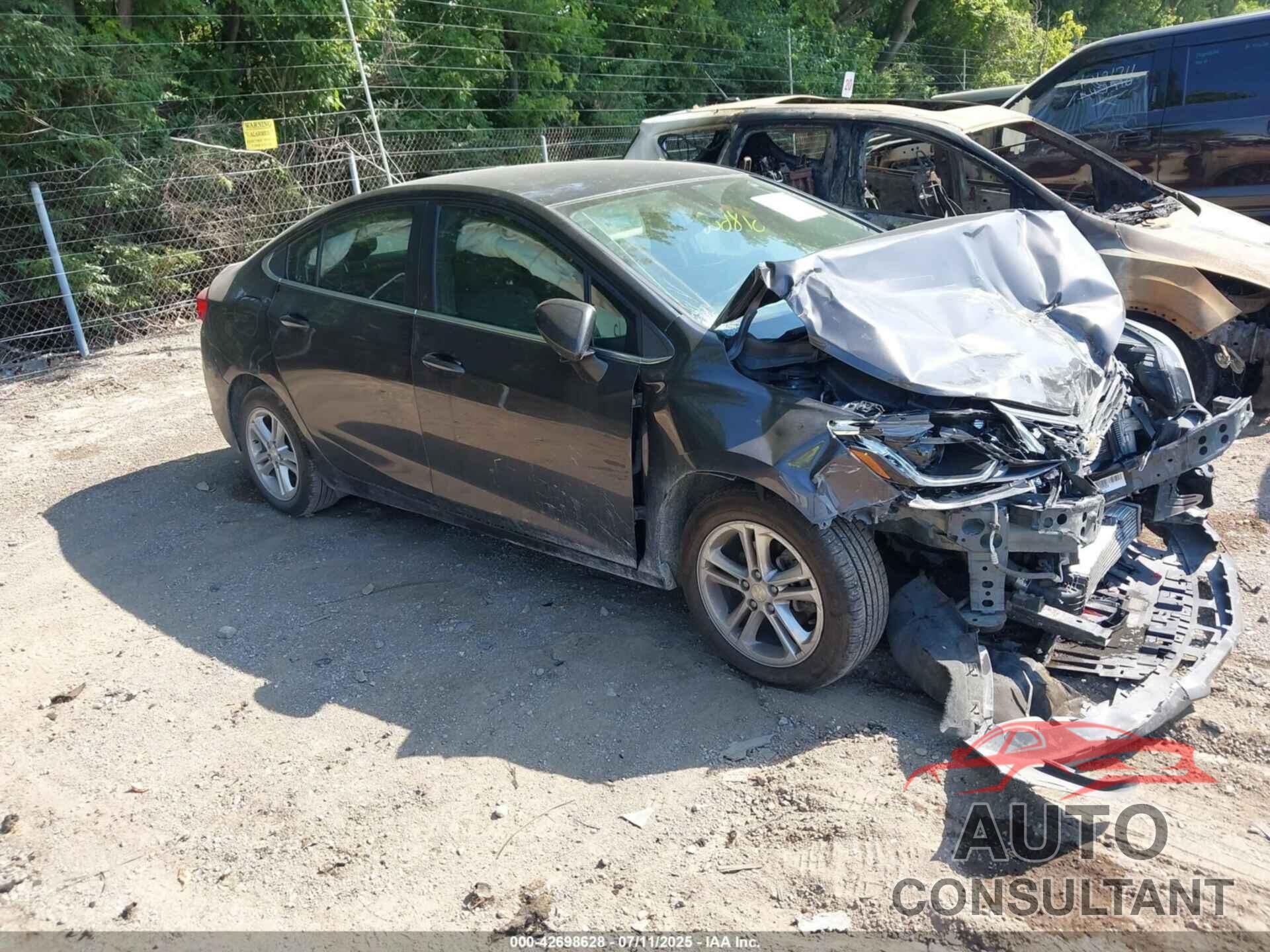 CHEVROLET CRUZE 2017 - 1G1BE5SM6H7226689