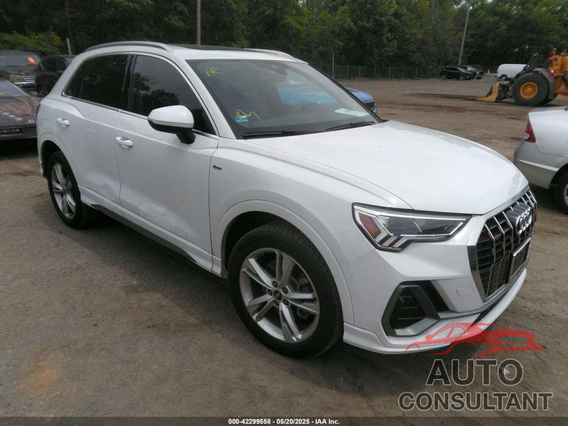 AUDI Q3 2022 - WA1EECF31N1045258