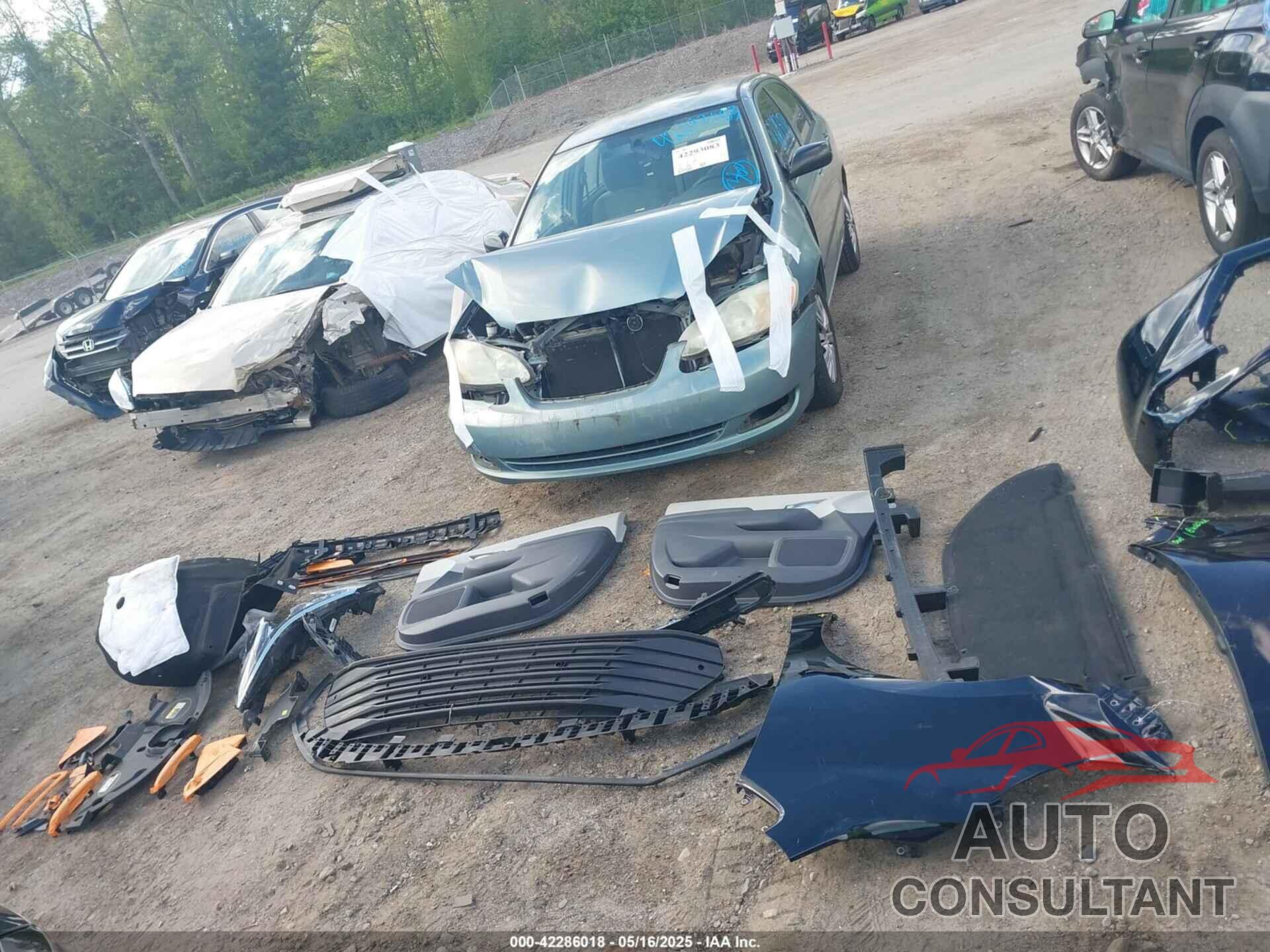 TOYOTA SIENNA 2022 - 5TDYSKFC2NS042734