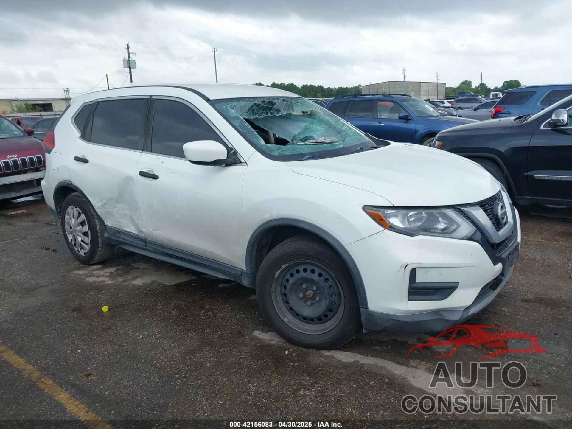 NISSAN ROGUE 2017 - KNMAT2MT1HP549186