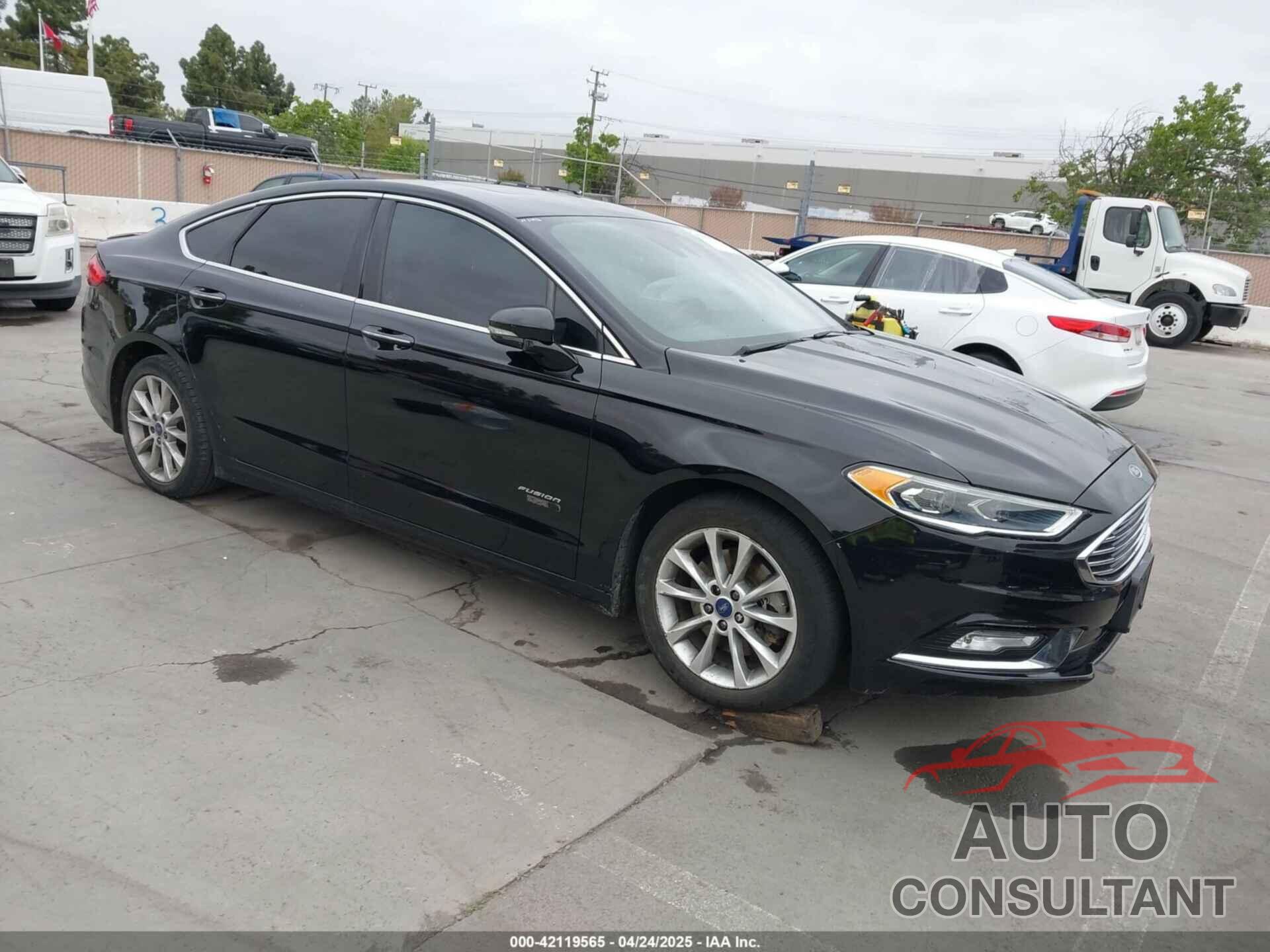 FORD FUSION ENERGI 2017 - 3FA6P0SUXHR110304