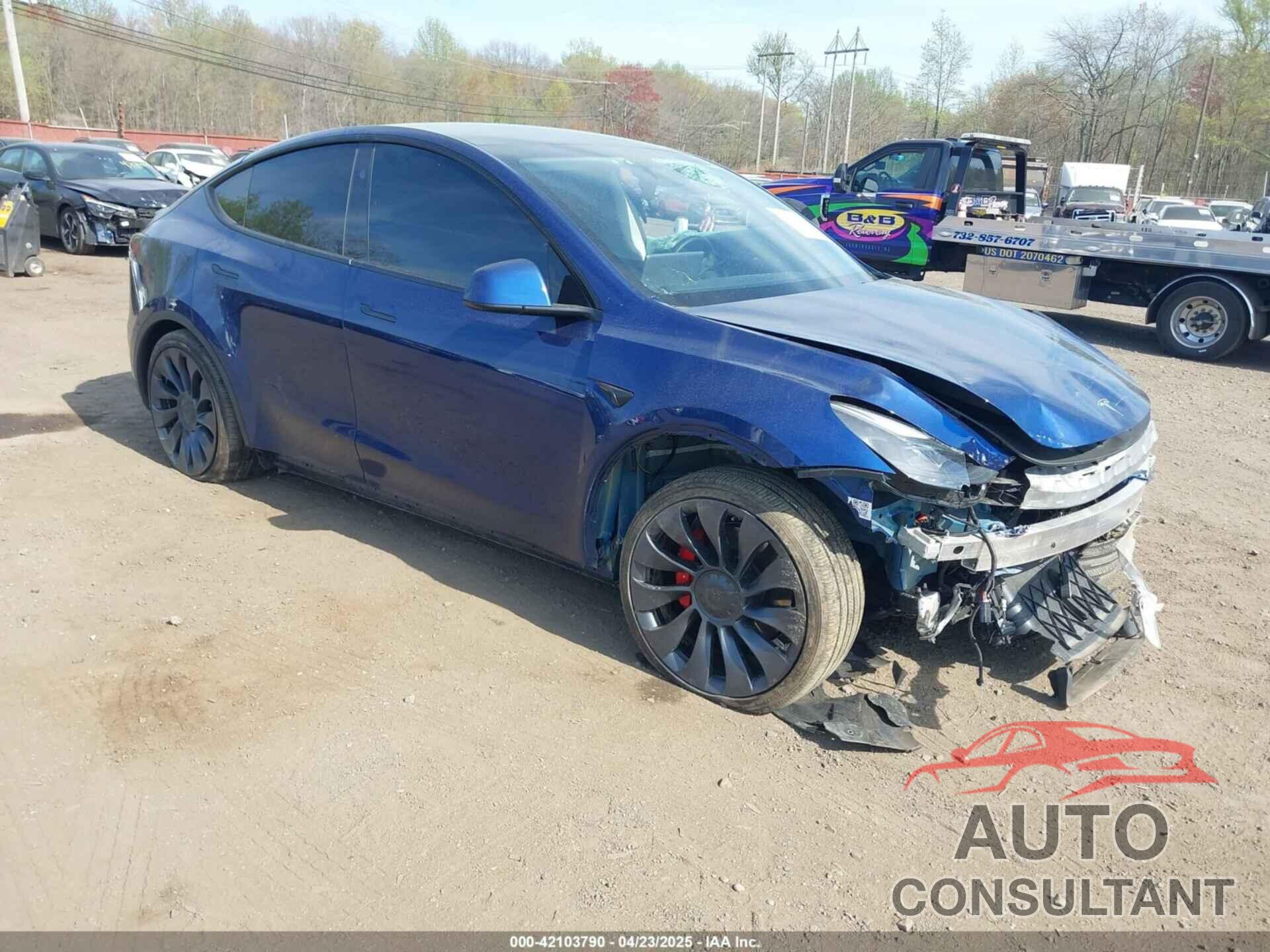 TESLA MODEL Y 2024 - 7SAYGDEF0RA267754