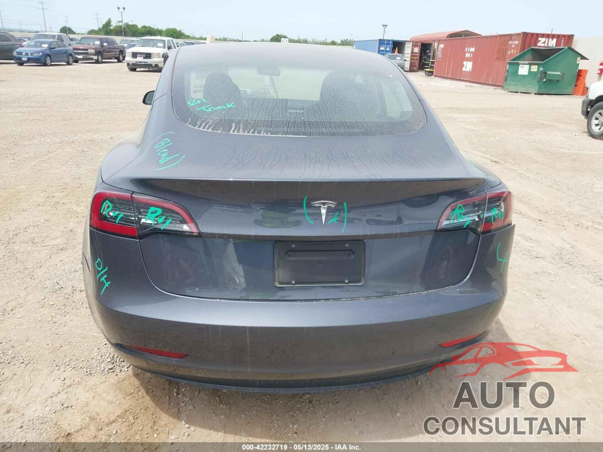 TESLA MODEL 3 2023 - 5YJ3E1EA5PF565071