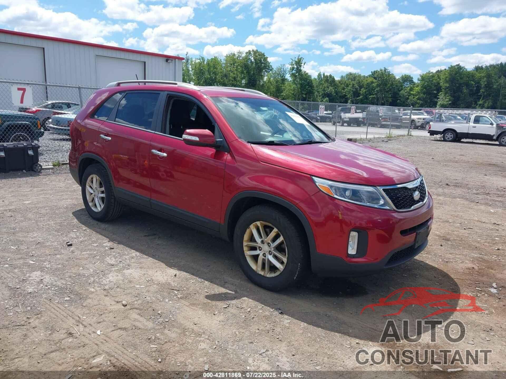 KIA SORENTO 2015 - 5XYKT3A69FG576371