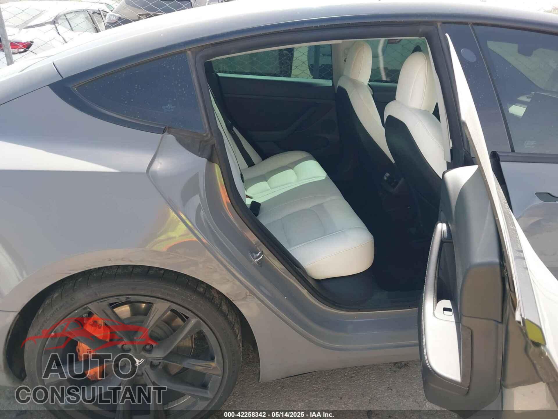 TESLA MODEL 3 2022 - 5YJ3E1EB2NF115416