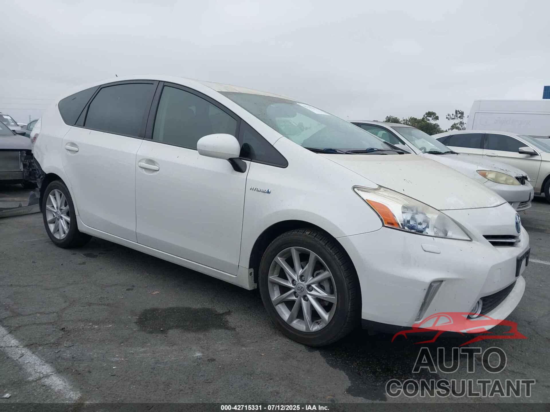 TOYOTA PRIUS V 2013 - JTDZN3EU1D3213713