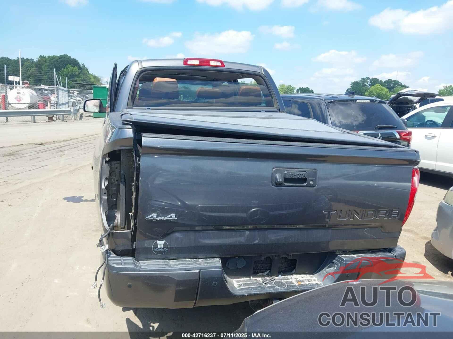 TOYOTA TUNDRA 2016 - 5TFAY5F15GX501283