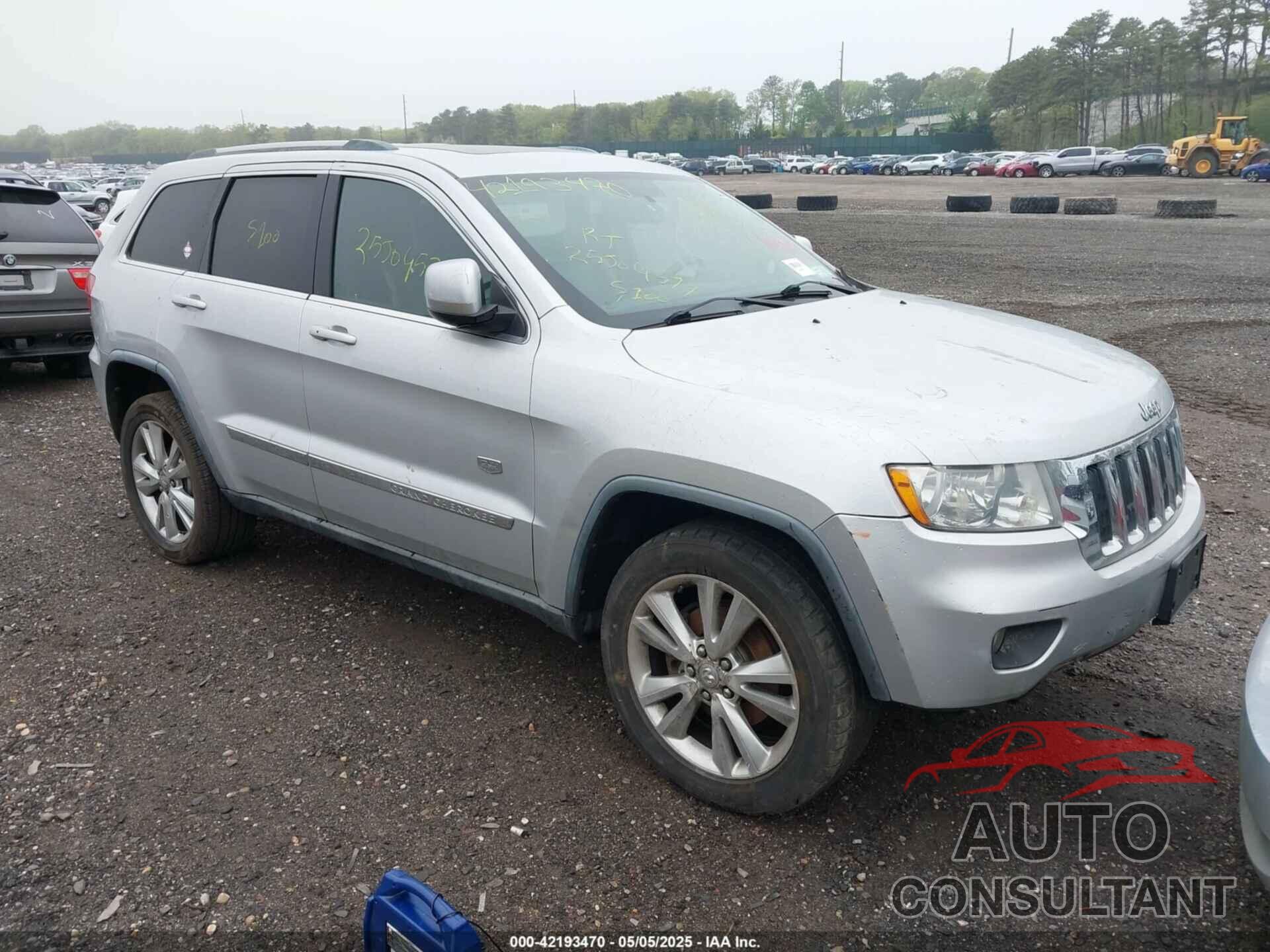 JEEP GRAND CHEROKEE 2011 - 1J4RR4GG6BC646405