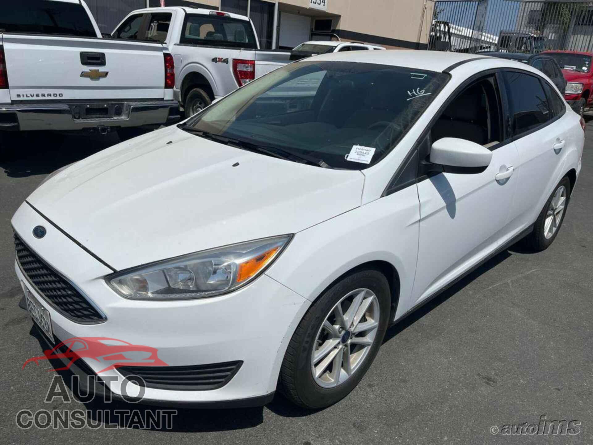 FORD FOCUS 2018 - 1FADP3F20JL259181