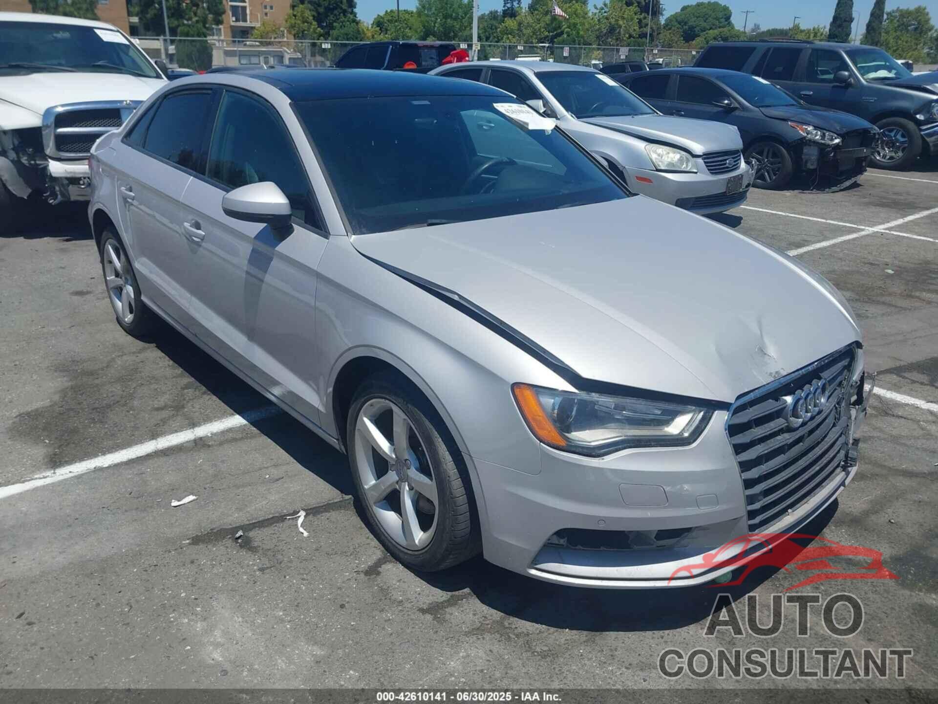 AUDI A3 2016 - WAUA7GFF5G1024493