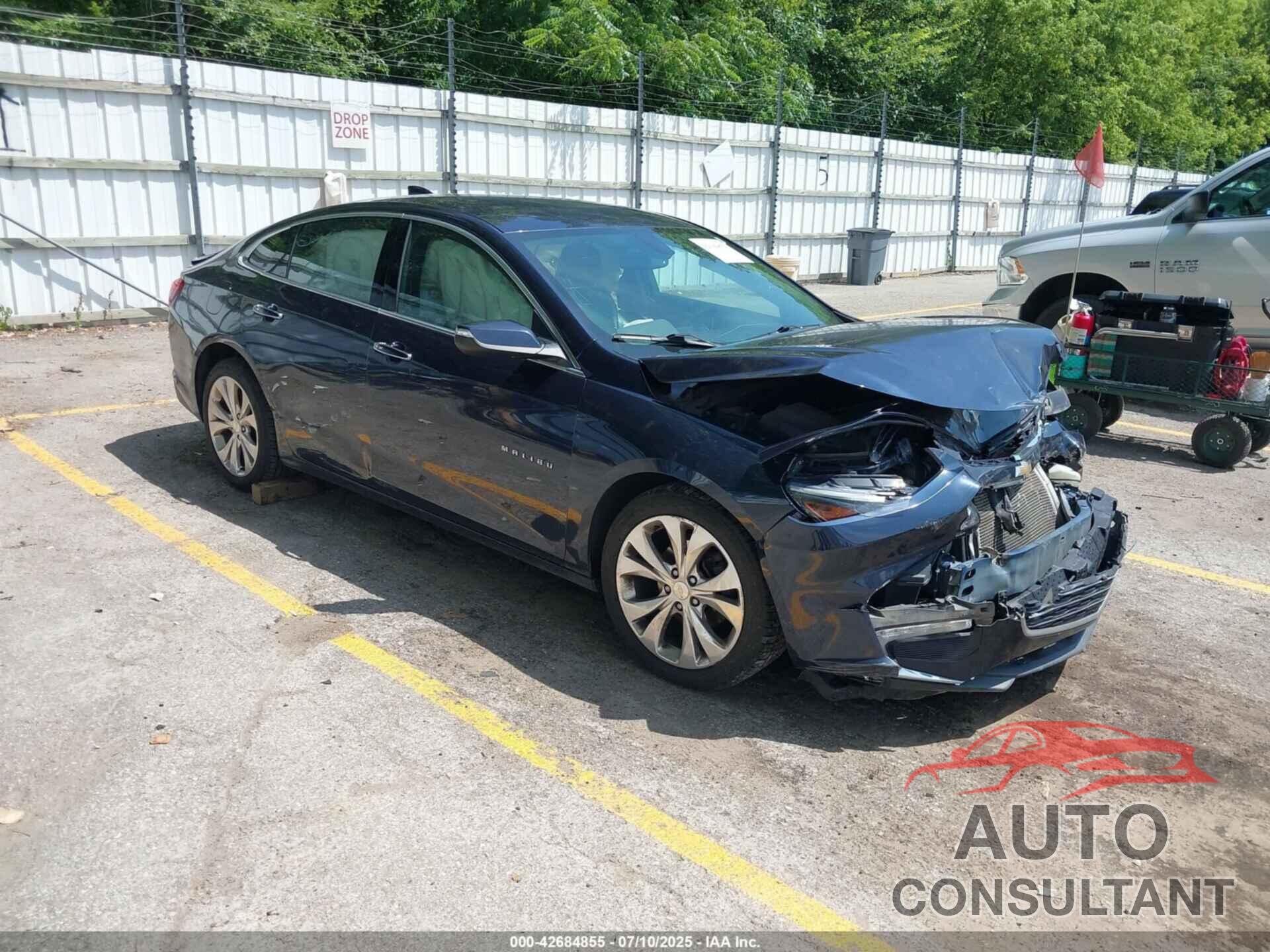 CHEVROLET MALIBU 2017 - 1G1ZH5SXXHF212185
