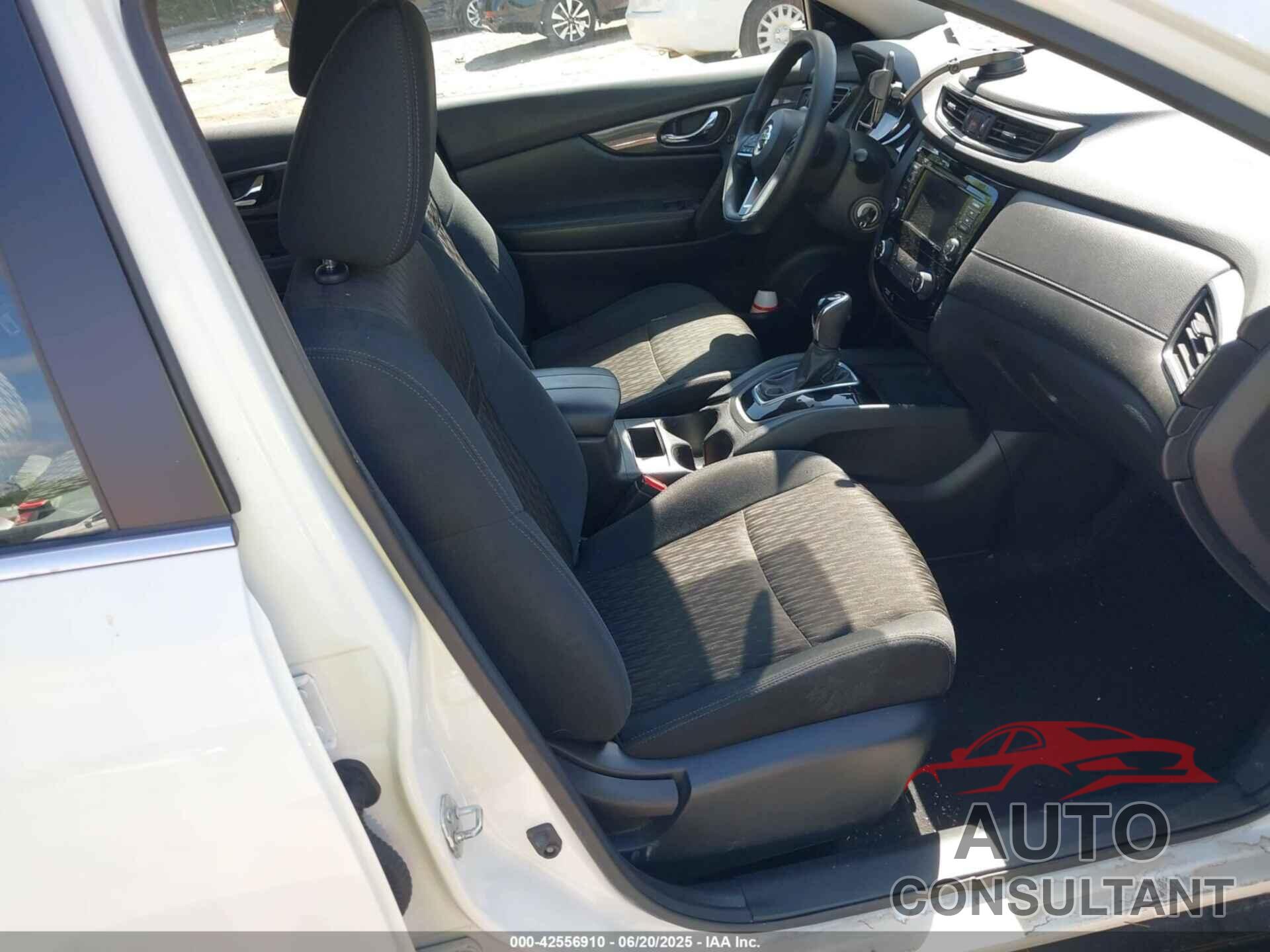 NISSAN ROGUE 2018 - 5N1AT2MVXJC791422