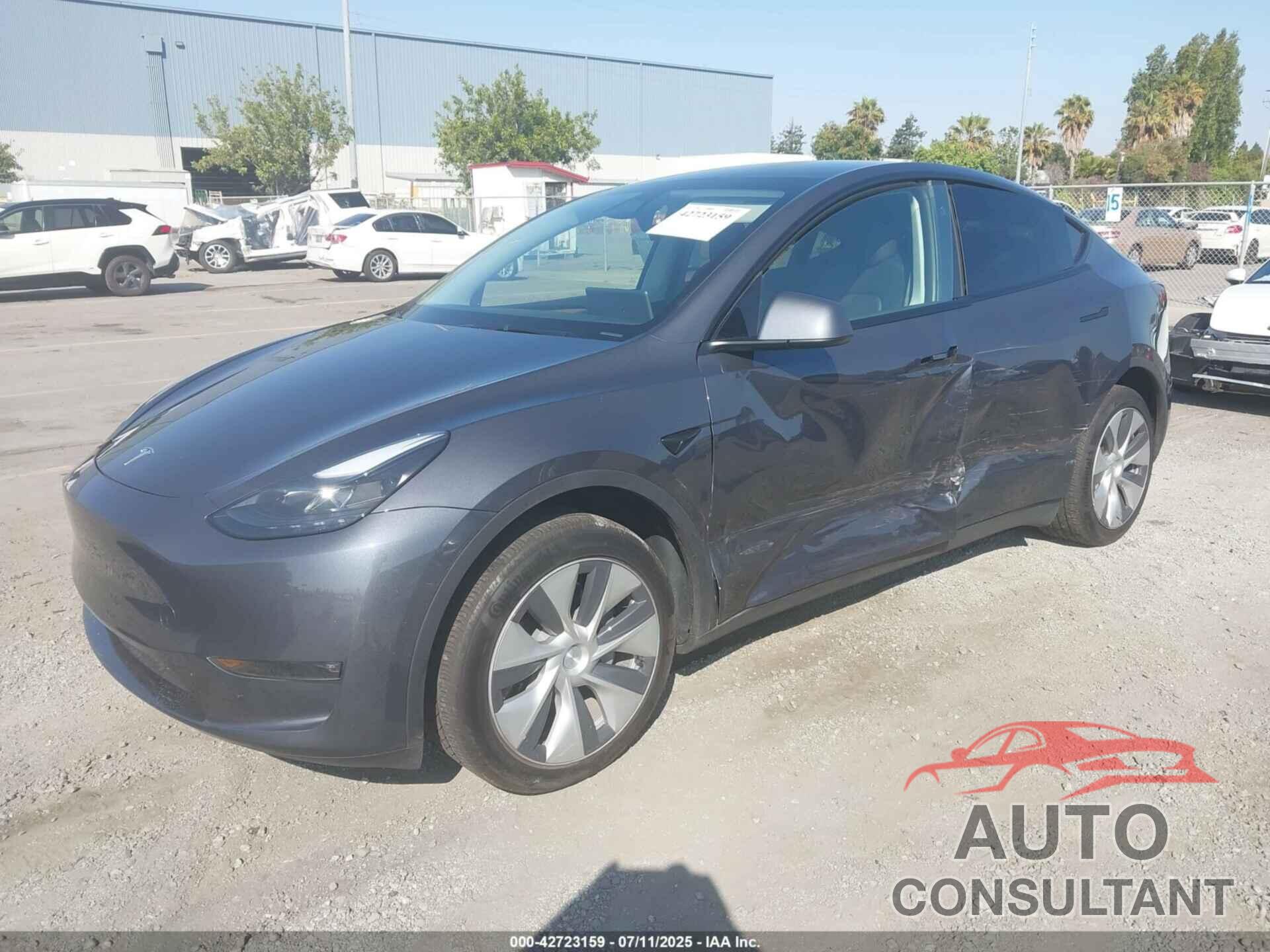 TESLA MODEL Y 2023 - 7SAYGDED4PF966724