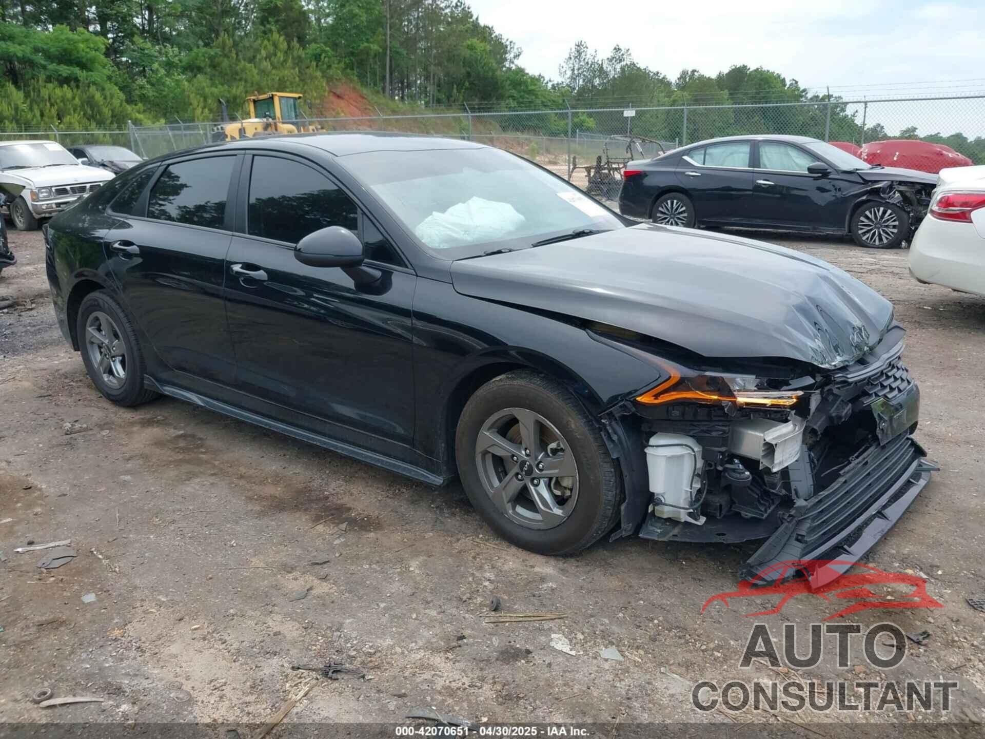 KIA K5 2022 - 5XXG14J25NG146189