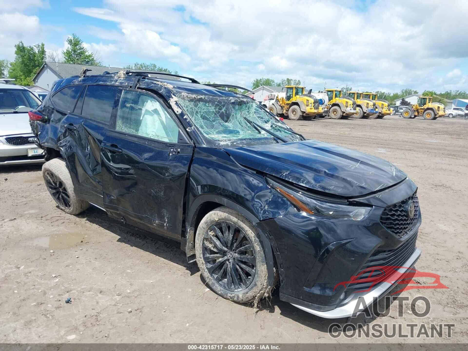 TOYOTA HIGHLANDER 2023 - 5TDKDRBH2PS523855