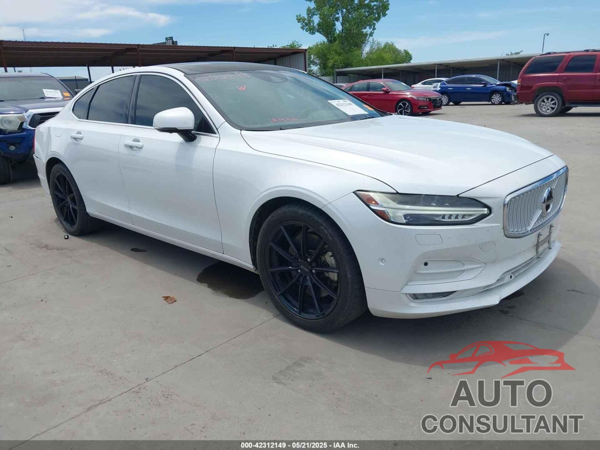 VOLVO S90 2017 - YV1A22MK3H1004999