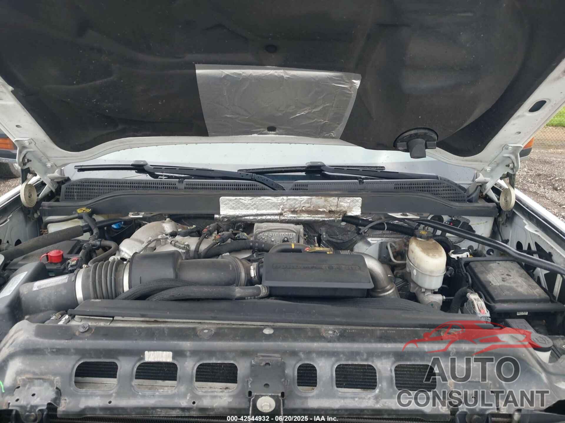 CHEVROLET SILVERADO 2500HD 2017 - 1GC1KVEY1HF242802