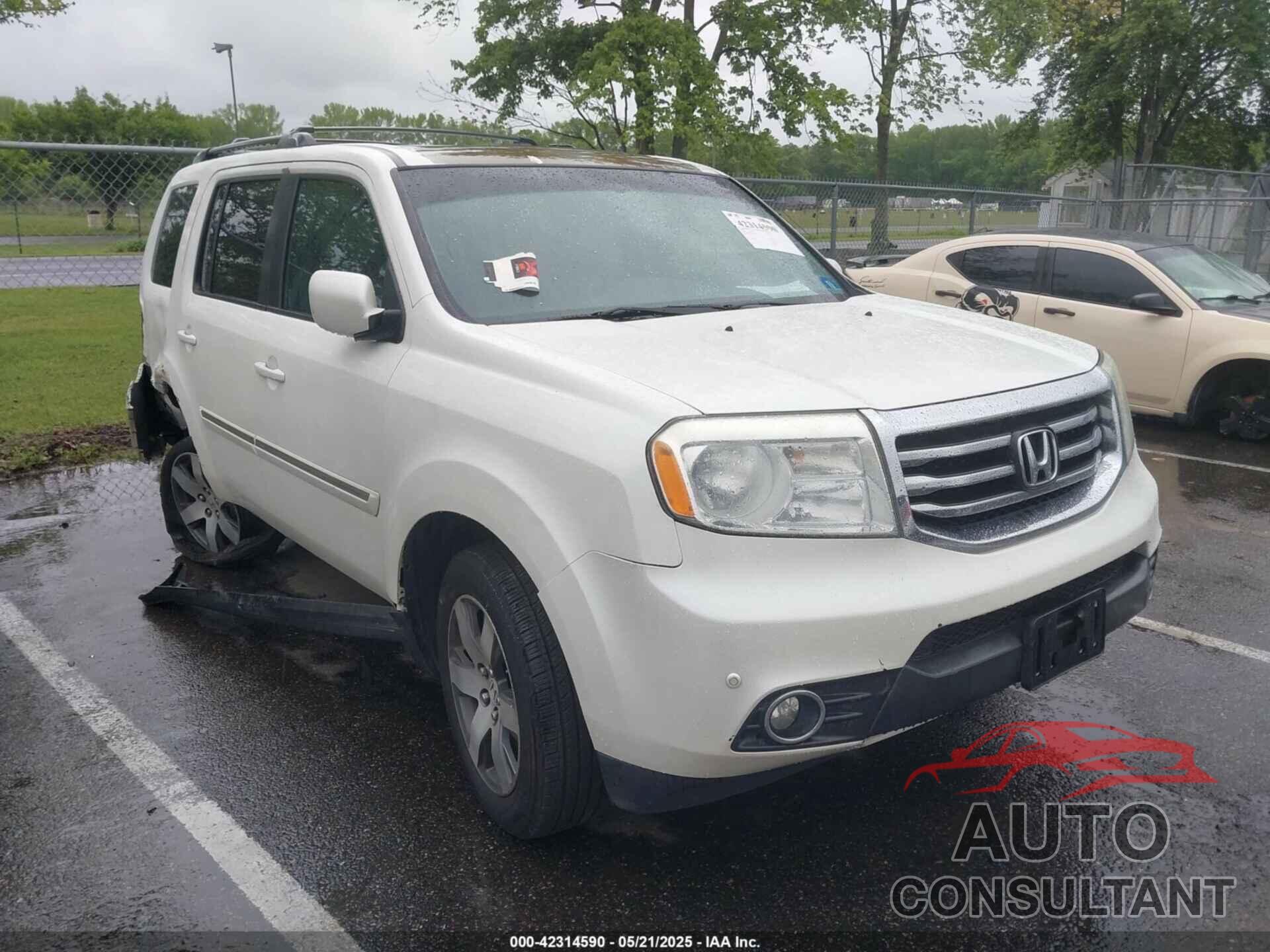 HONDA PILOT 2013 - 5FNYF4H96DB016044