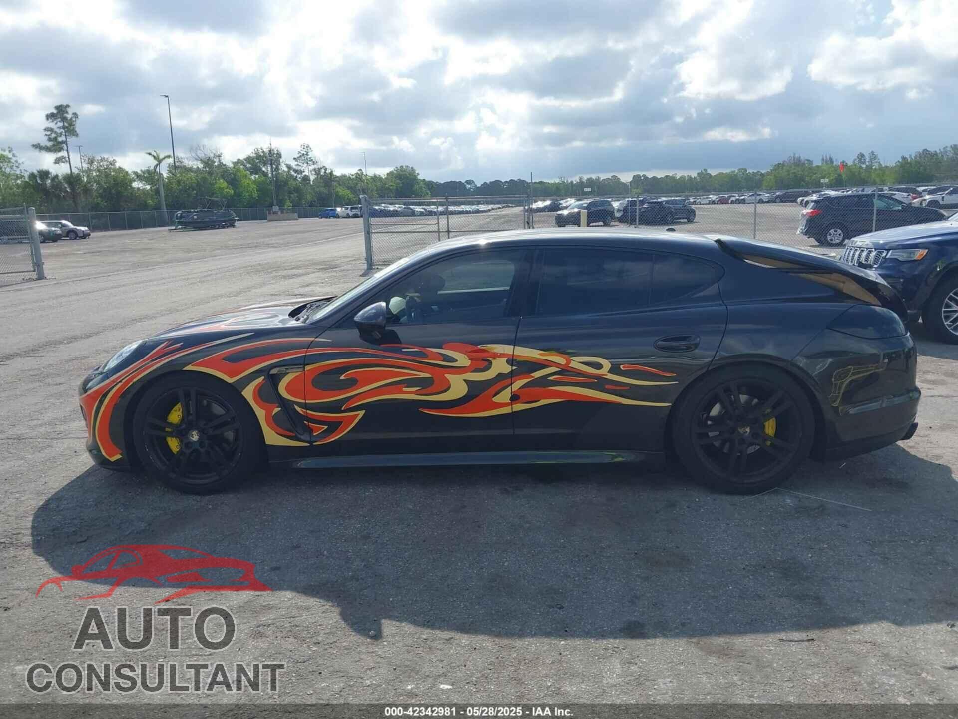 PORSCHE PANAMERA 2011 - WP0AB2A7XBL062934