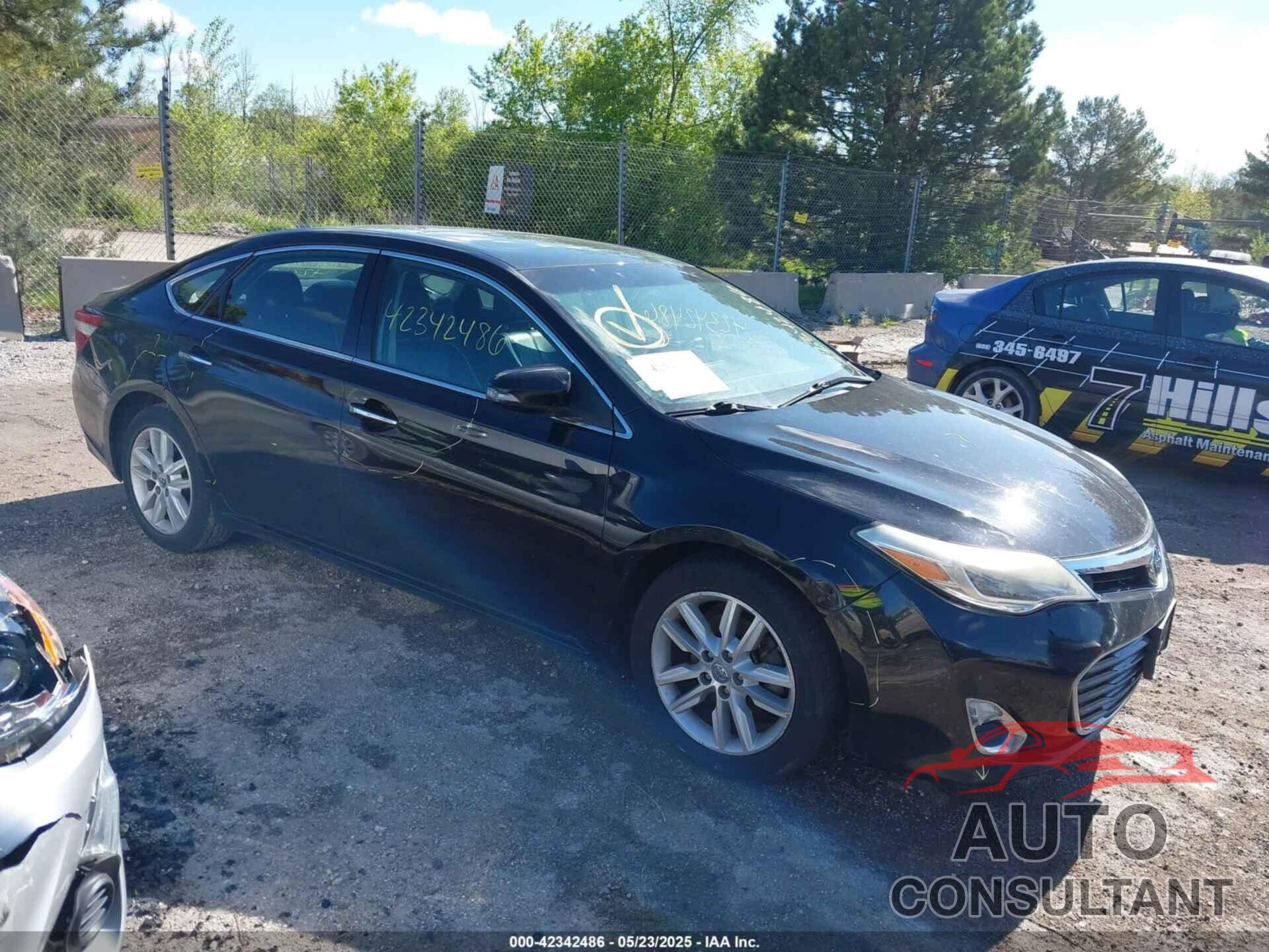 TOYOTA AVALON 2013 - 4T1BK1EB5DU037574
