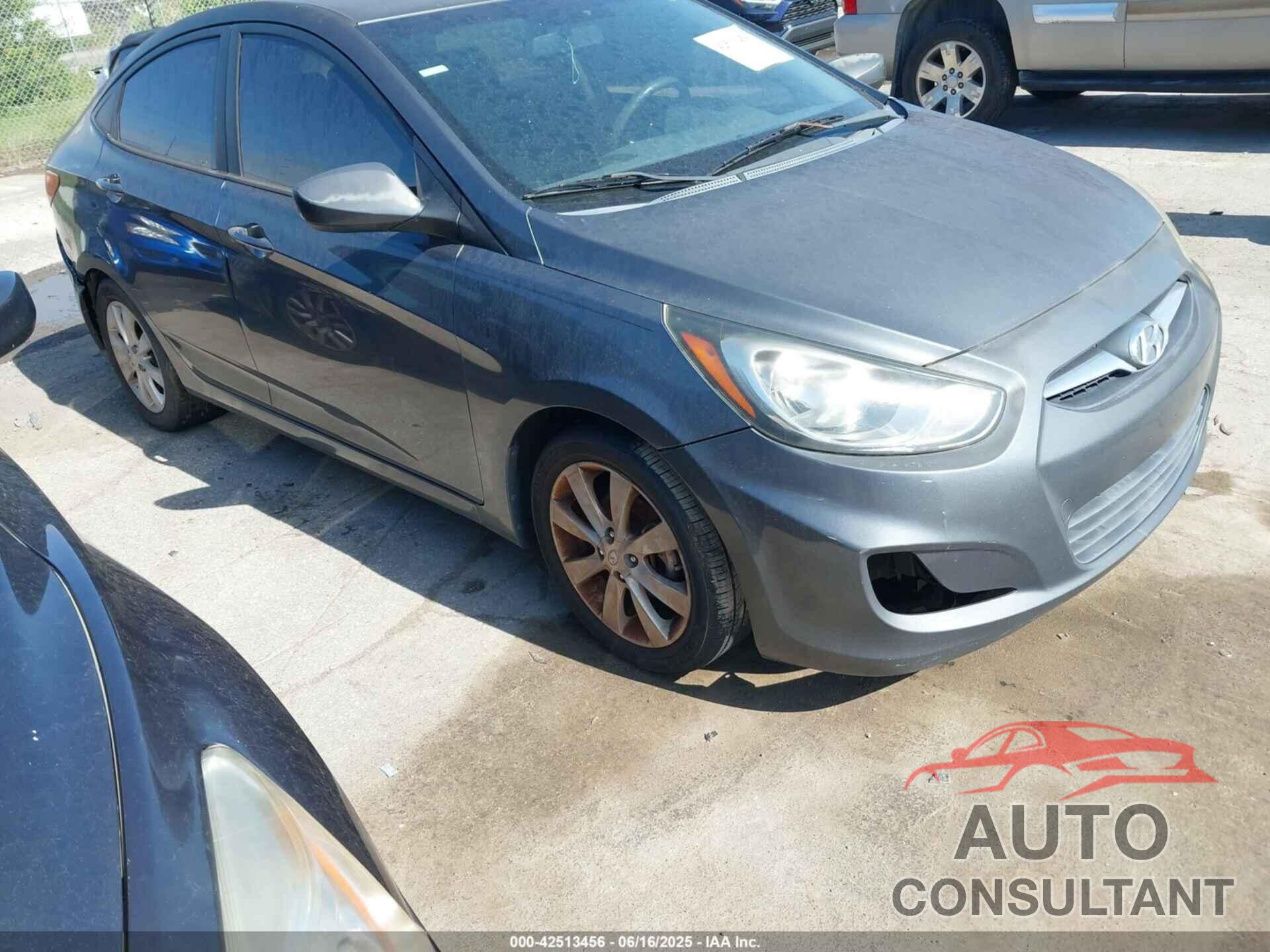 HYUNDAI ACCENT 2012 - KMHCU4AE4CU161821