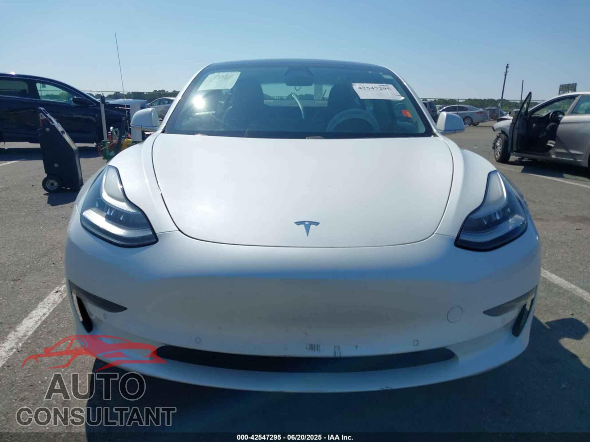 TESLA MODEL 3 2020 - 5YJ3E1EA0LF785695