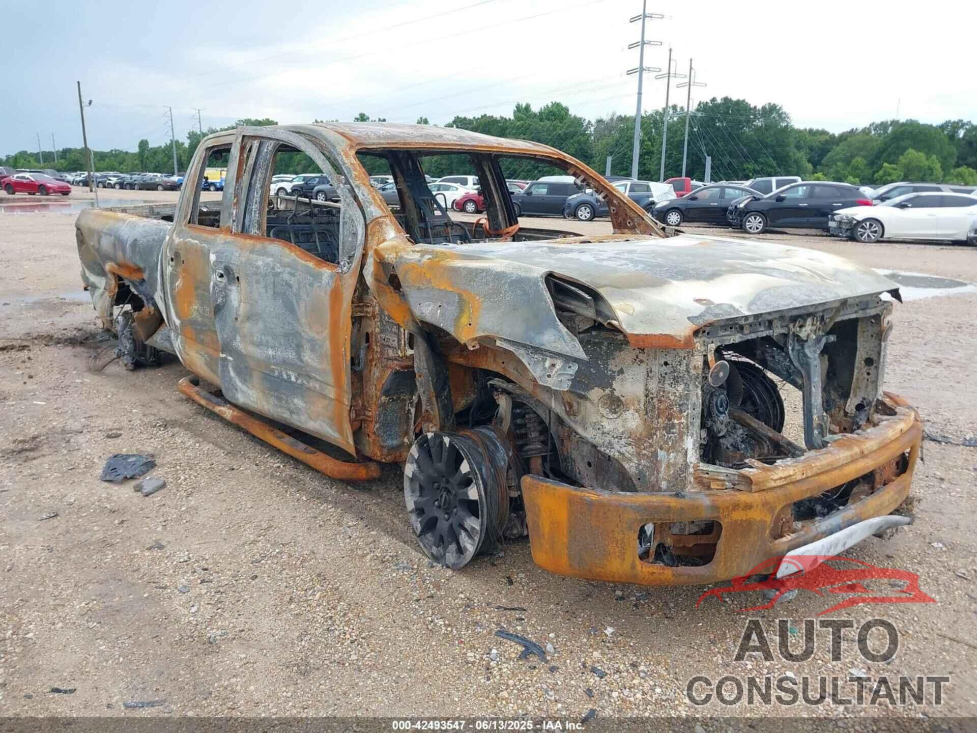 NISSAN TITAN XD 2018 - 1N6AA1F48JN520580