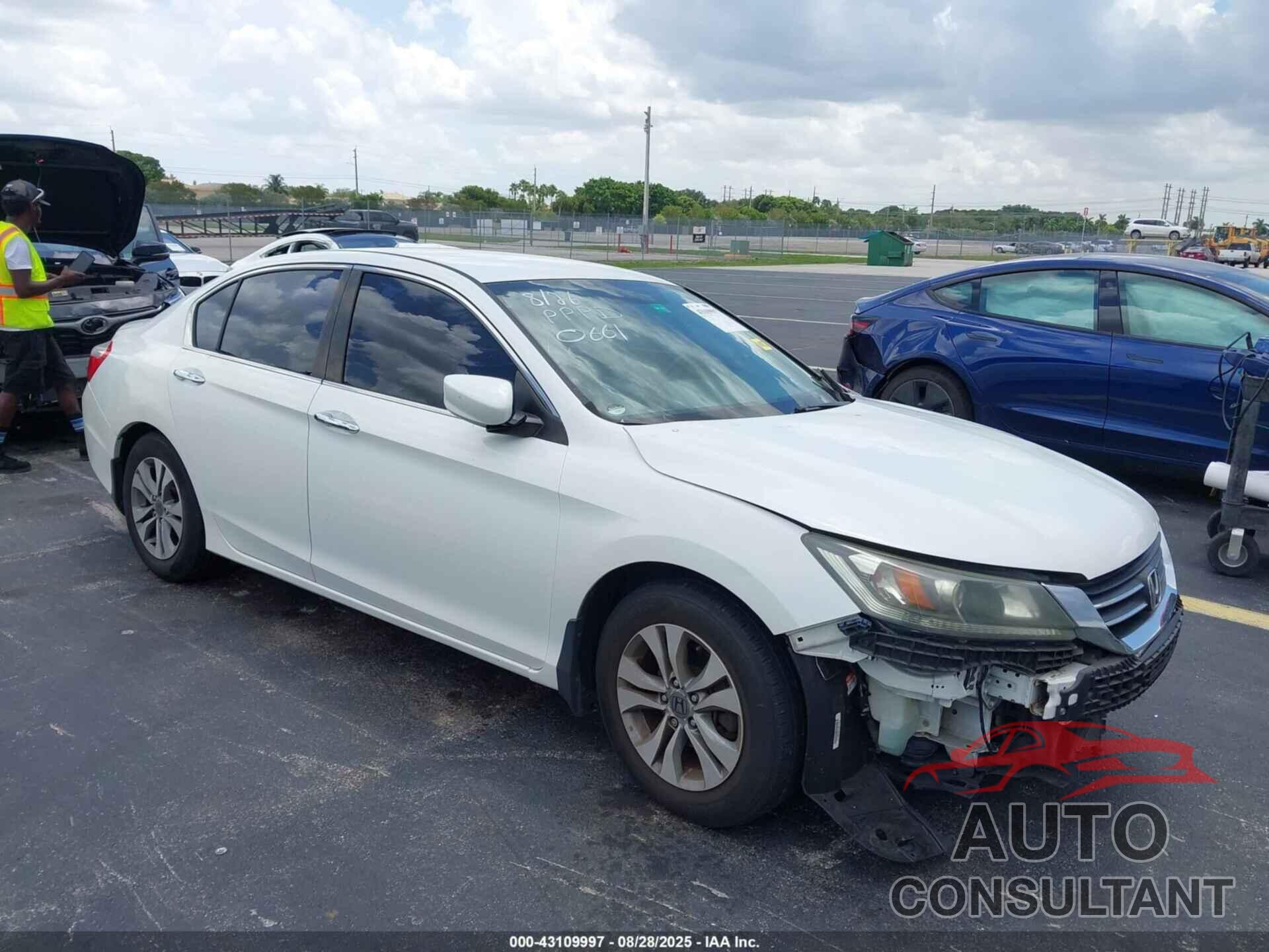 HONDA ACCORD 2015 - 1HGCR2F3XFA030661