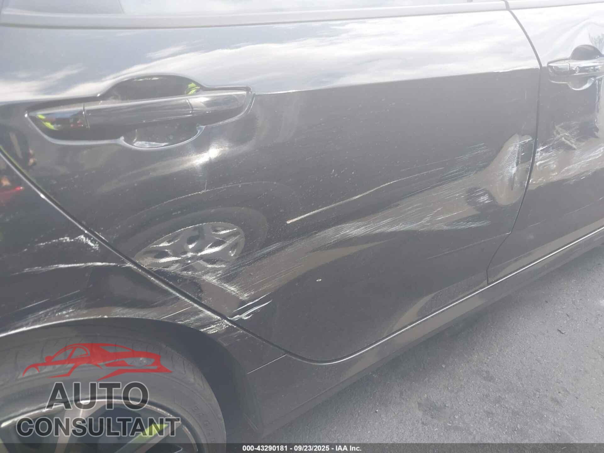 HONDA CIVIC 2019 - 2HGFC2F88KH589647