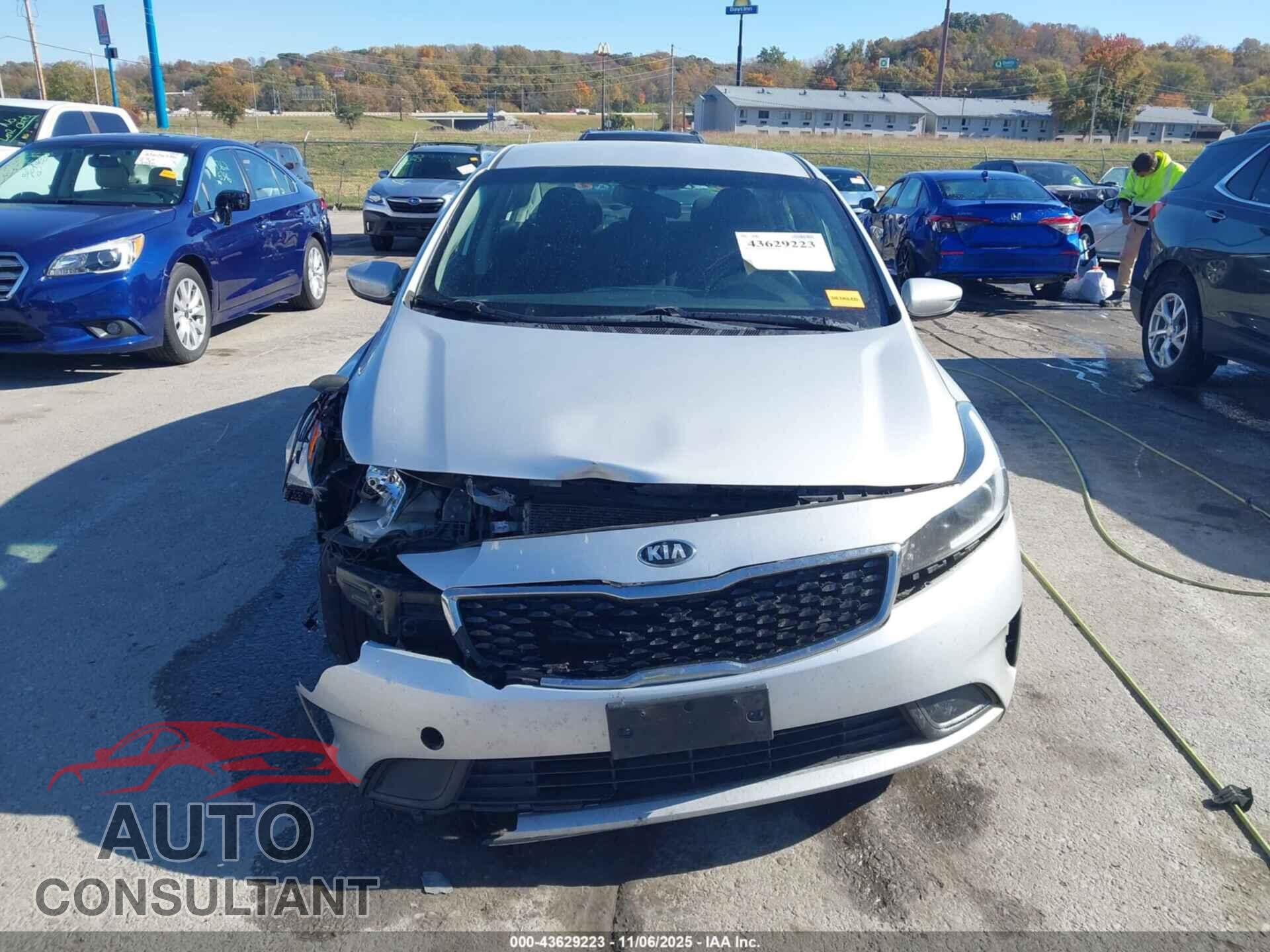 KIA FORTE 2017 - 3KPFK4A75HE140331