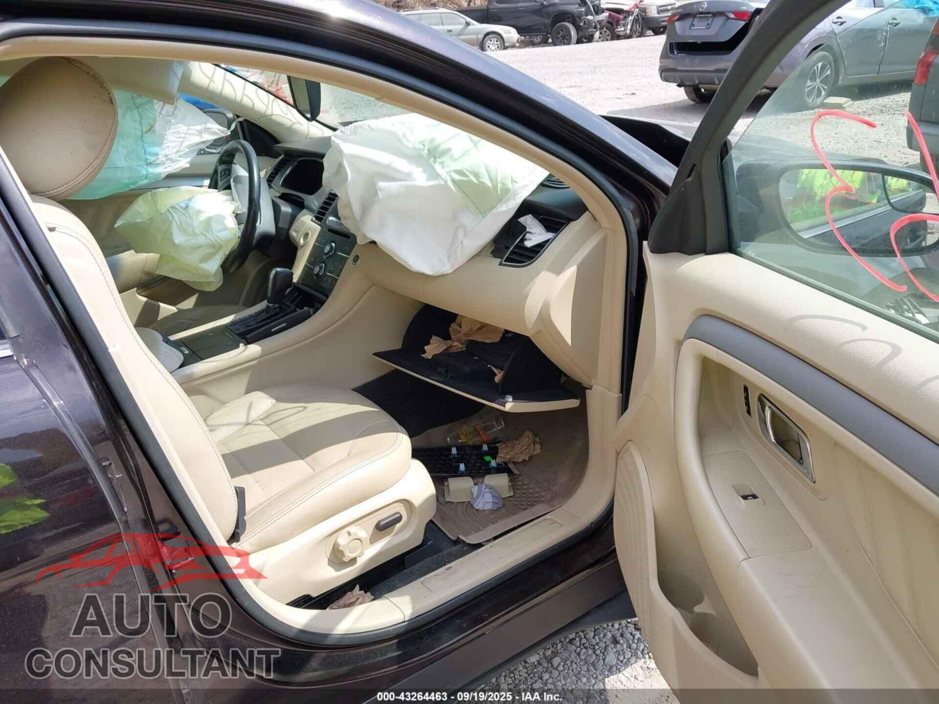 FORD TAURUS 2014 - 1FAHP2E80EG108311