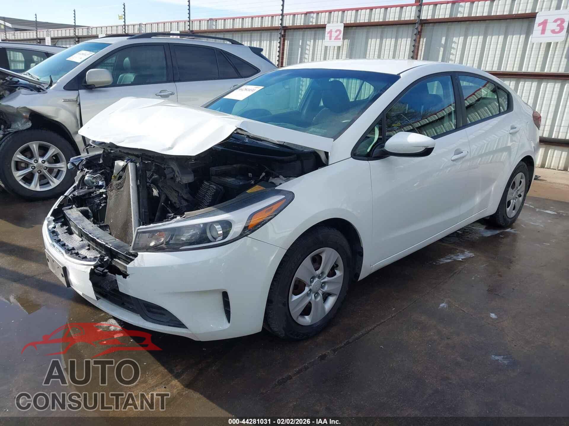 KIA FORTE 2018 - 3KPFK4A73JE242555