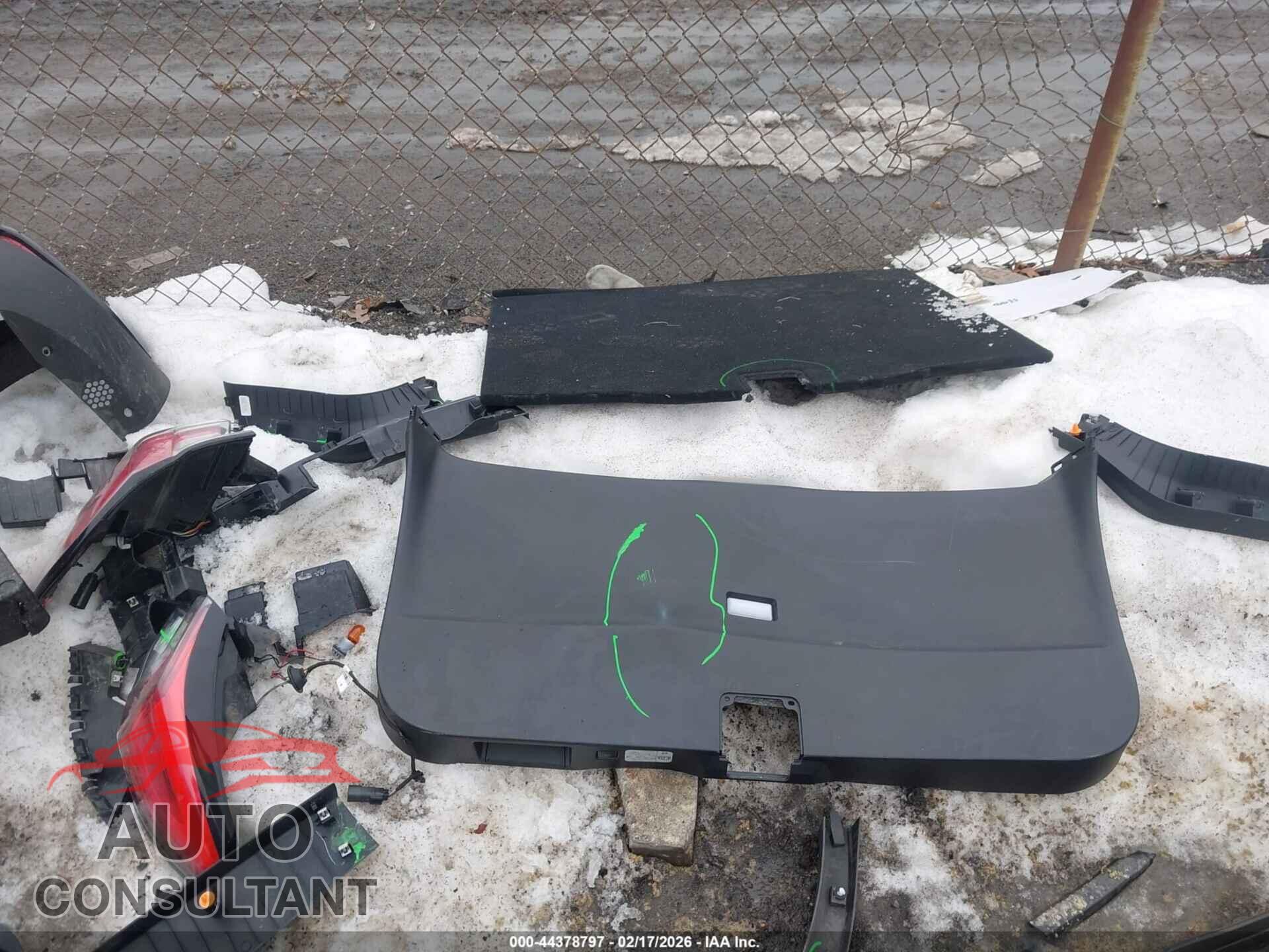 FORD ESCAPE 2020 - 1FMCU9H68LUA00965