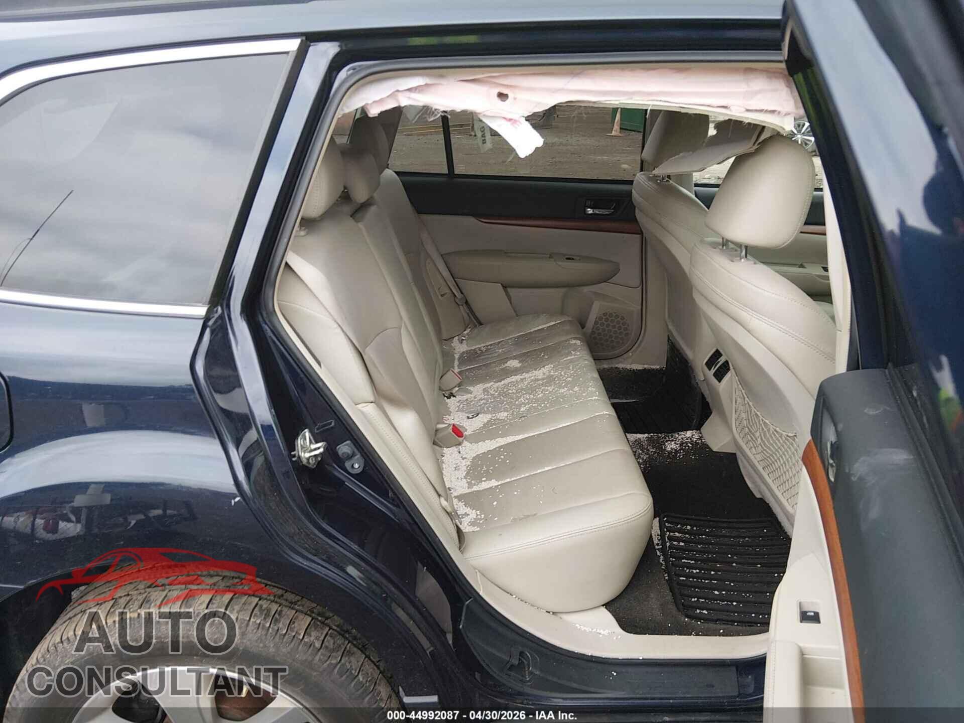 SUBARU OUTBACK 2014 - 4S4BRCLC0E3255027