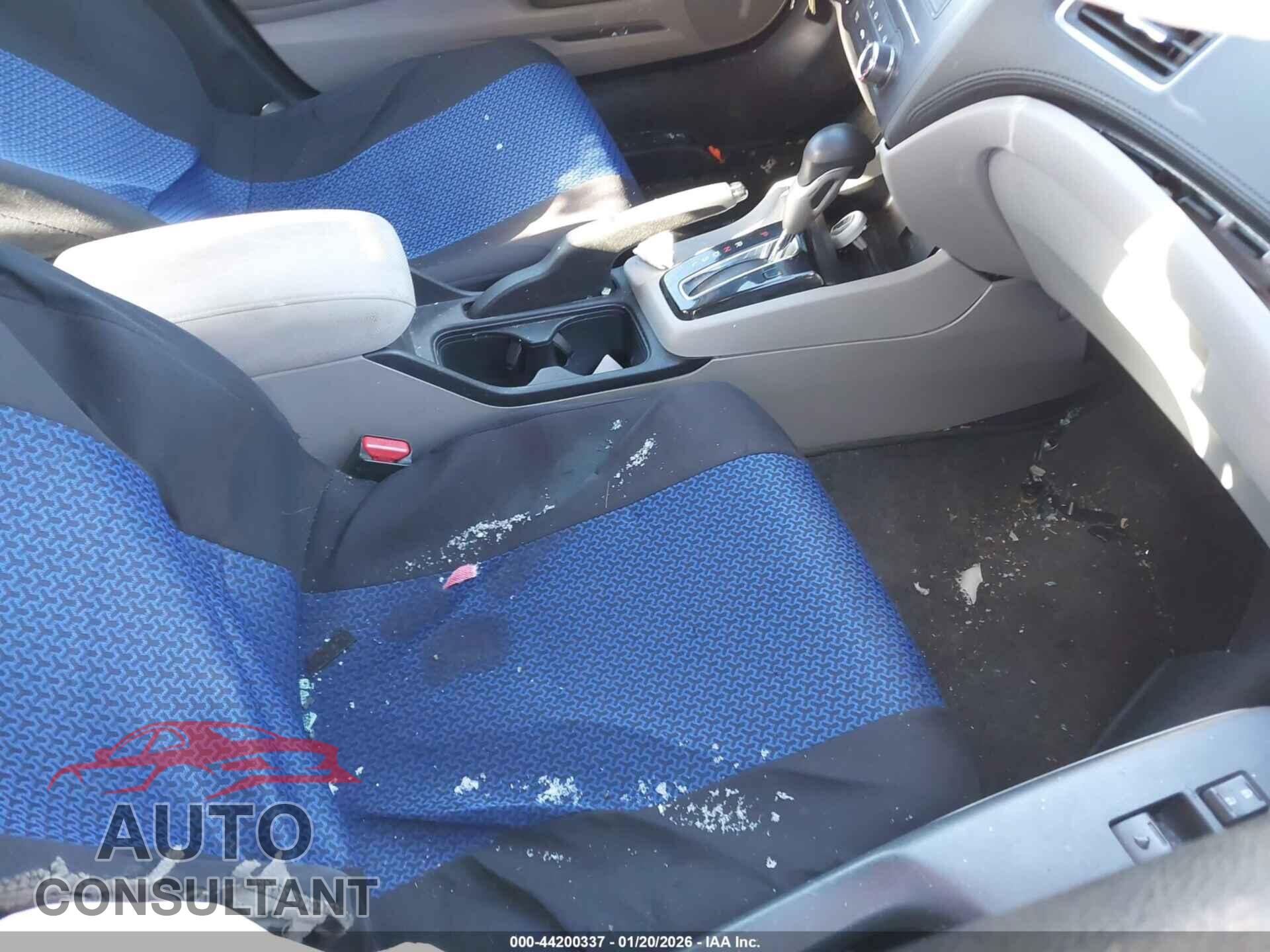HONDA CIVIC 2015 - 19XFB2F57FE200876